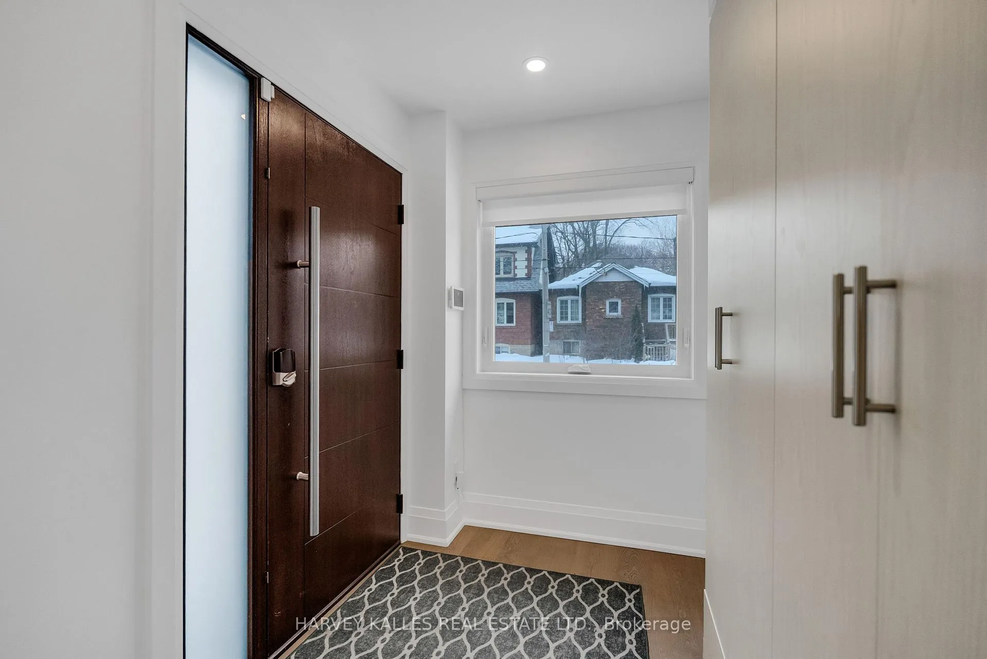 Photo 5 of 629 Duplex Avenue, Toronto, Lawrence Park South — HOMEH