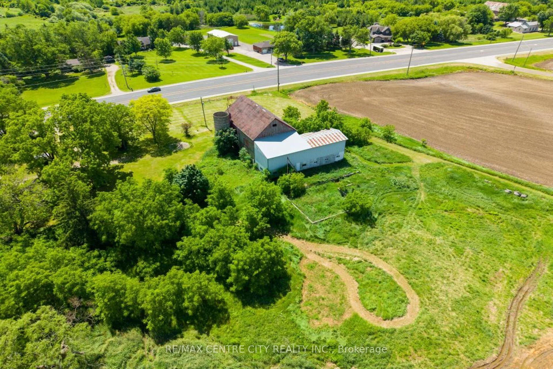 Photo 27 of PT LT 9 Range 1 Road, Brant, Brantford Twp — HOMEH