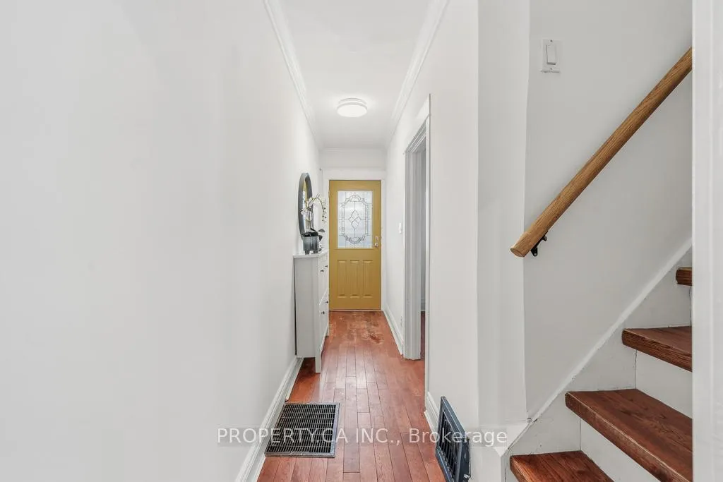 Photo 7 of 146 King Edward Avenue, Toronto, Woodbine-Lumsden — HOMEH