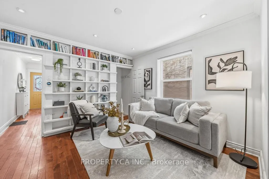 Photo 9 of 146 King Edward Avenue, Toronto, Woodbine-Lumsden — HOMEH