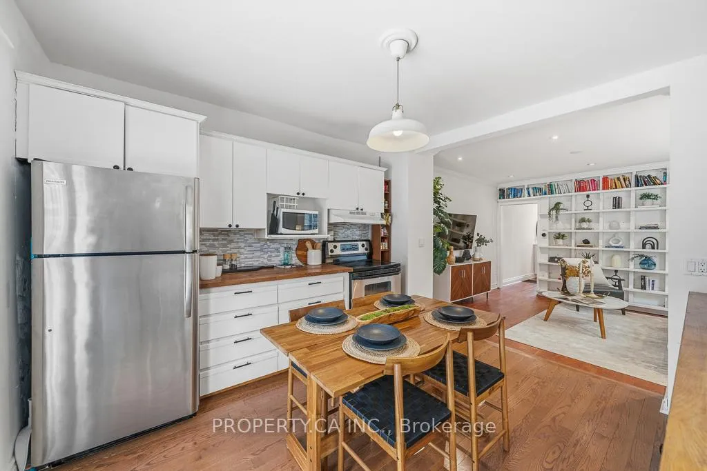 Photo 14 of 146 King Edward Avenue, Toronto, Woodbine-Lumsden — HOMEH