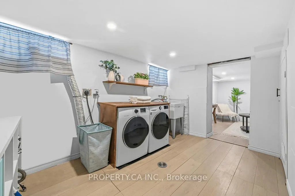 Photo 23 of 146 King Edward Avenue, Toronto, Woodbine-Lumsden — HOMEH