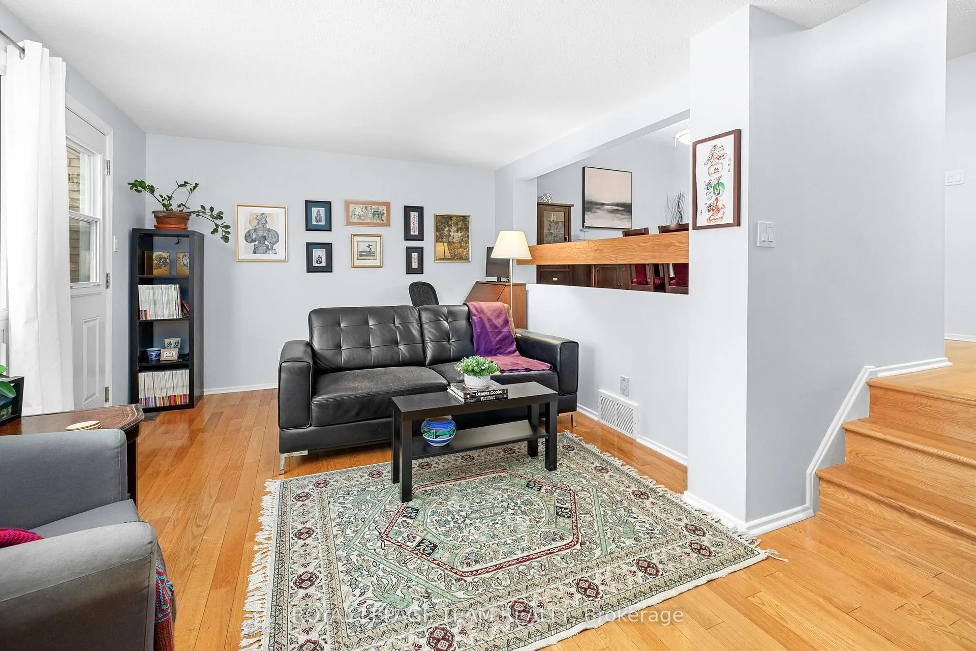 Photo 12 of 35 Malvern Drive, Ottawa, Barrhaven - Pheasant Run — HOMEH
