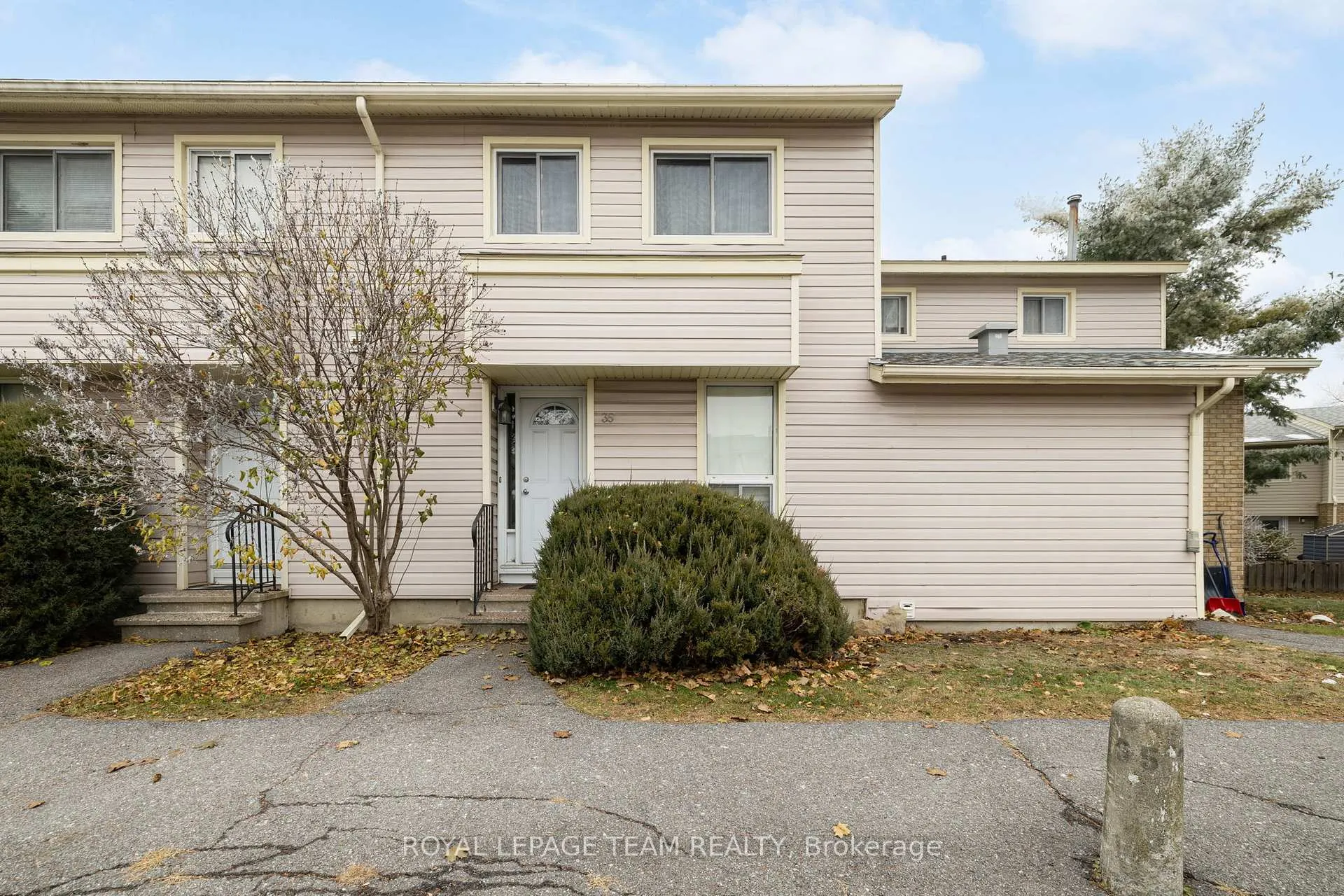 Photo 29 of 35 Malvern Drive, Ottawa, Barrhaven - Pheasant Run — HOMEH