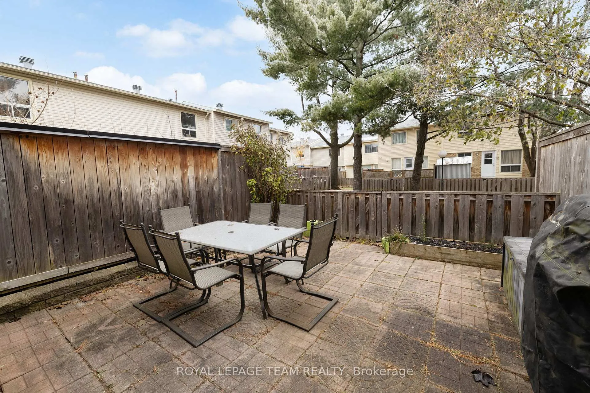 Photo 32 of 35 Malvern Drive, Ottawa, Barrhaven - Pheasant Run — HOMEH