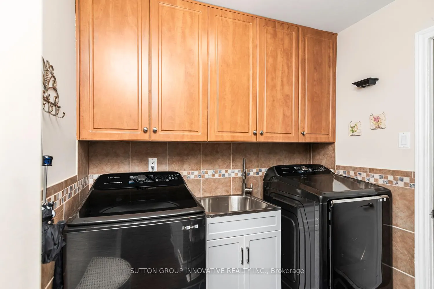 Photo 23 of 27 Beaverton Drive, Hamilton, Butler — HOMEH