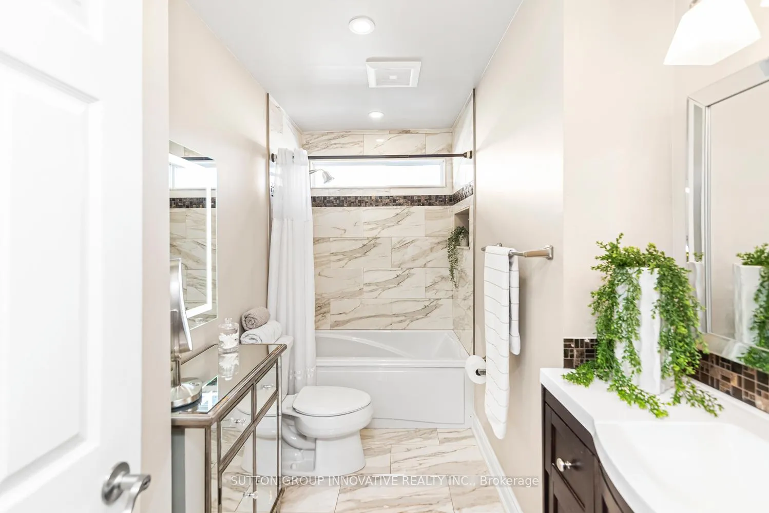 Photo 35 of 27 Beaverton Drive, Hamilton, Butler — HOMEH