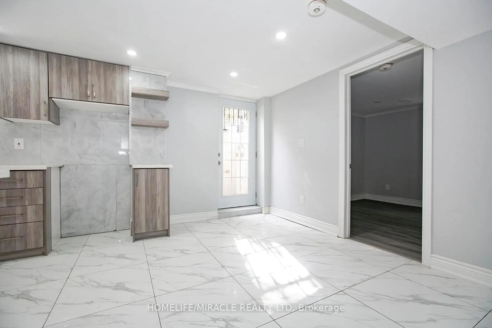Photo 33 of 76 Raylawn Crescent, Halton Hills, Georgetown — HOMEH