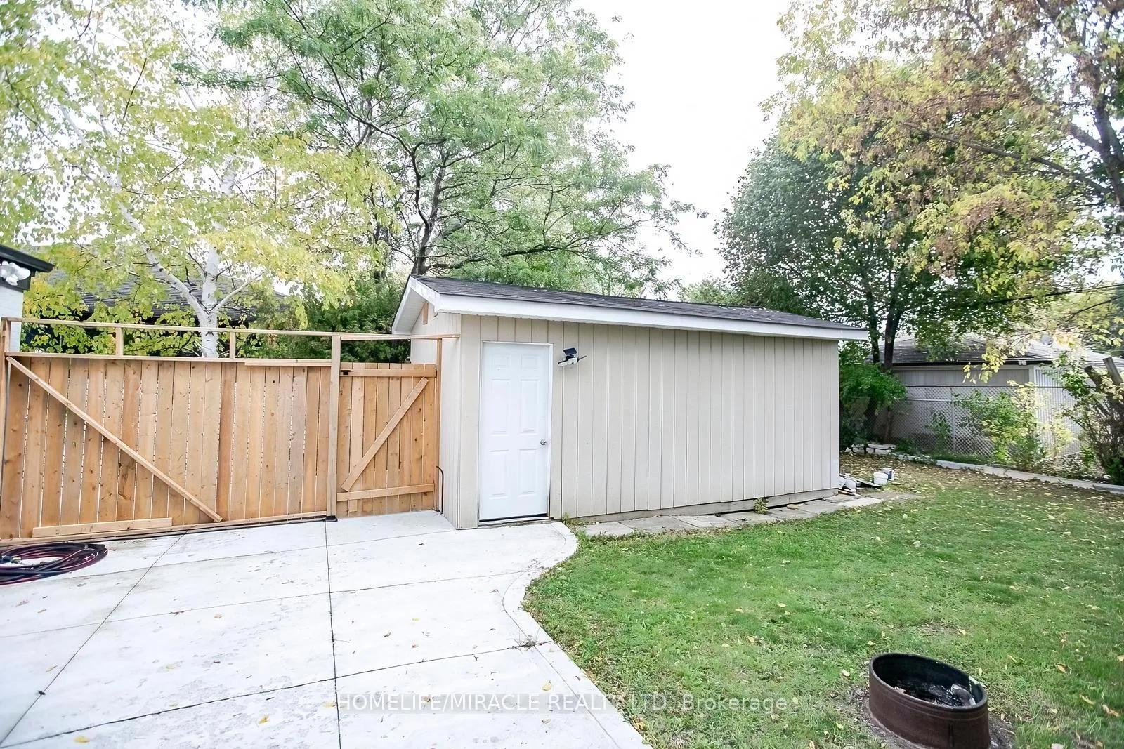 Photo 48 of 76 Raylawn Crescent, Halton Hills, Georgetown — HOMEH