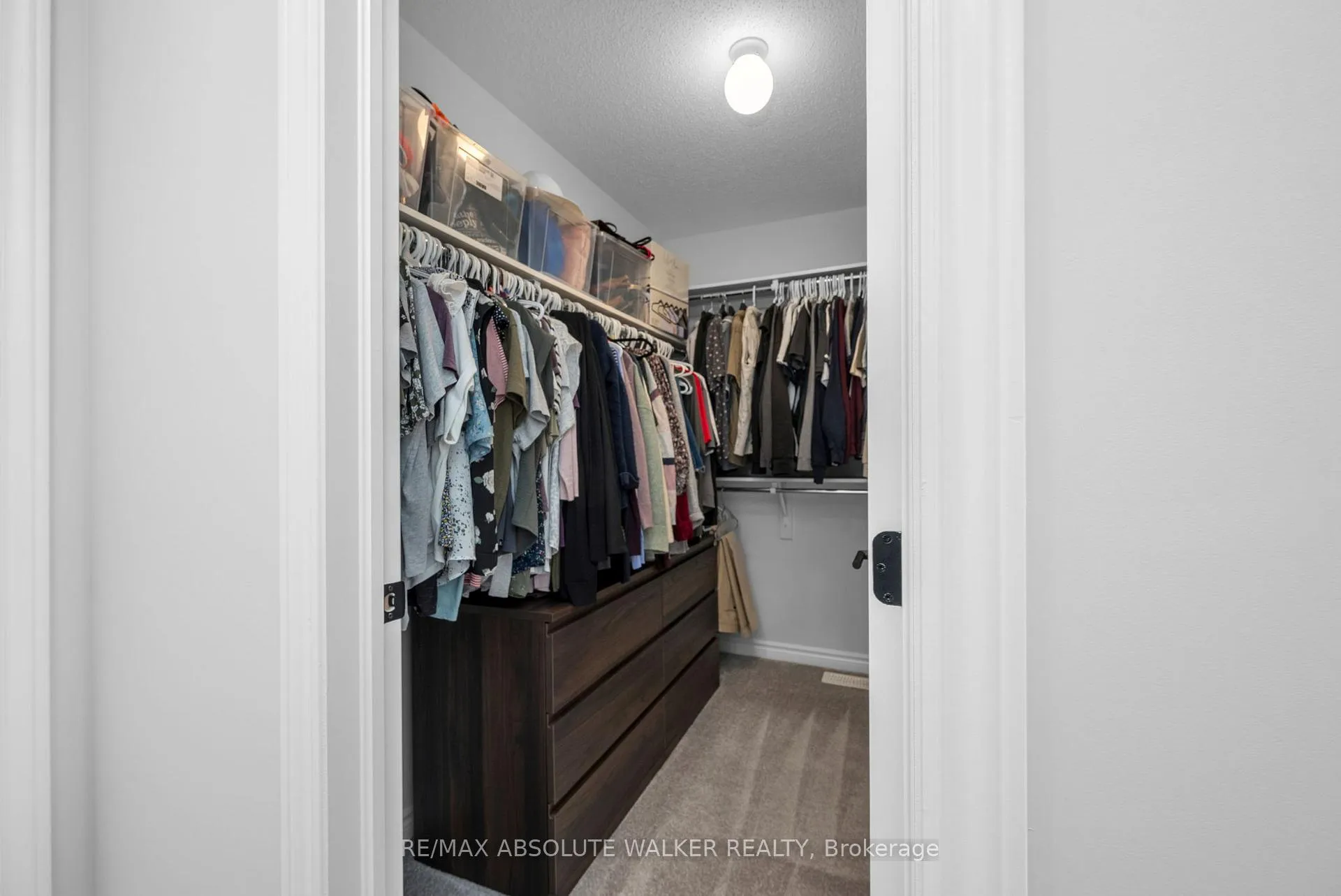Photo 13 of 788 Brittanic Road, Ottawa, Kanata - Emerald Meadows/Trailwest — HOMEH