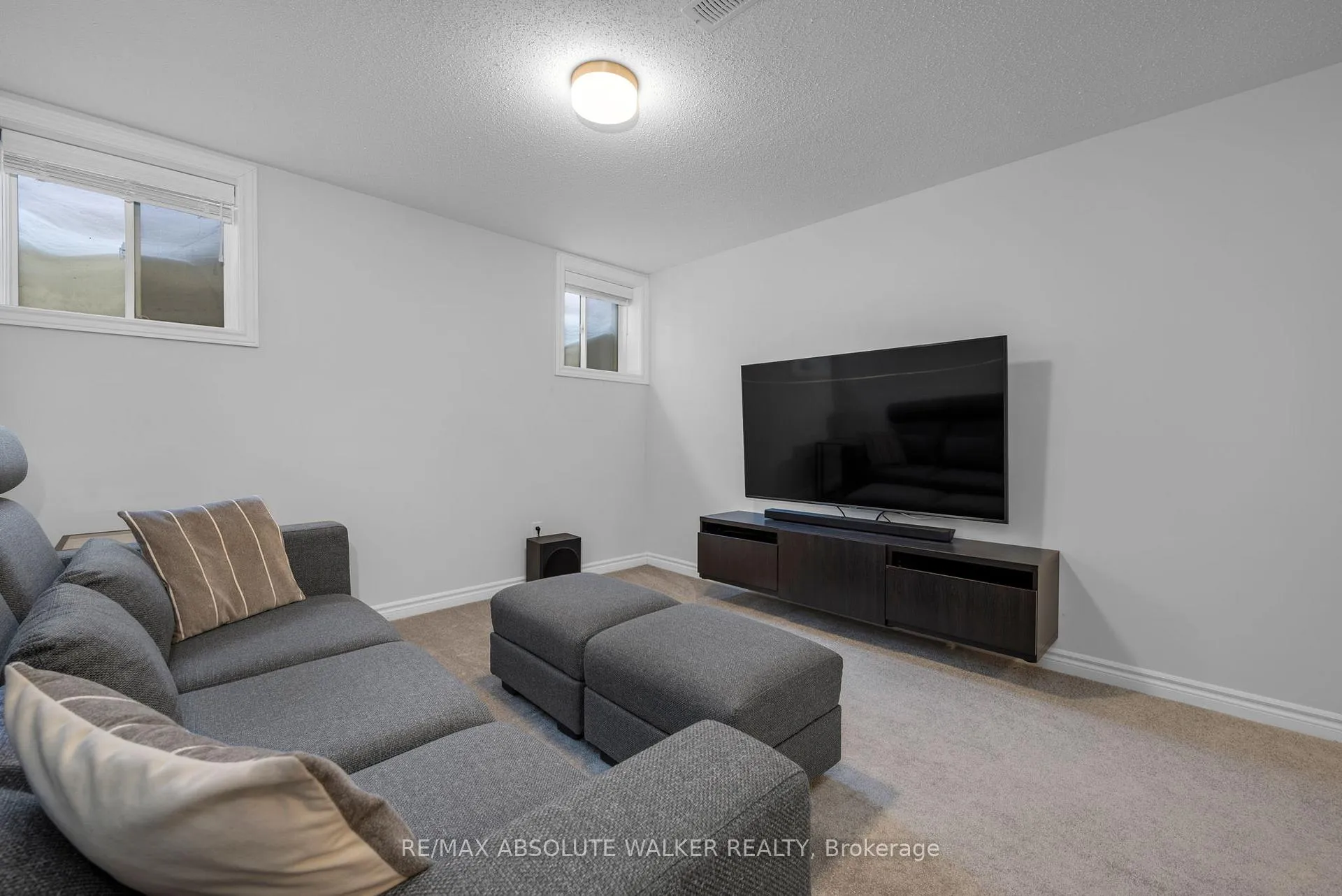 Photo 22 of 788 Brittanic Road, Ottawa, Kanata - Emerald Meadows/Trailwest — HOMEH