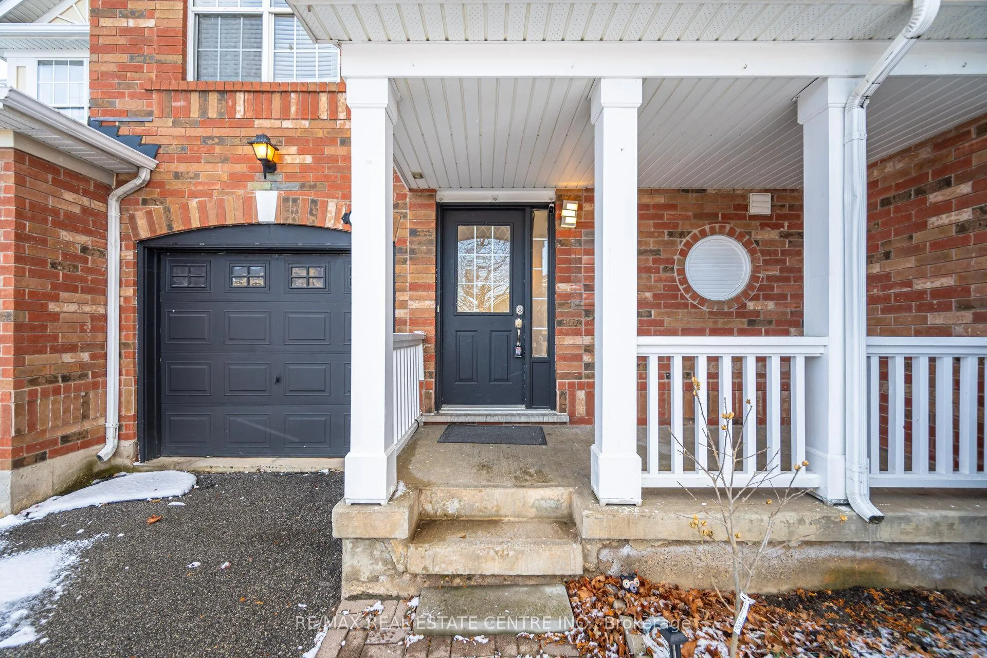 Photo 2 of 454 Collis Court, Milton, Clarke — HOMEH