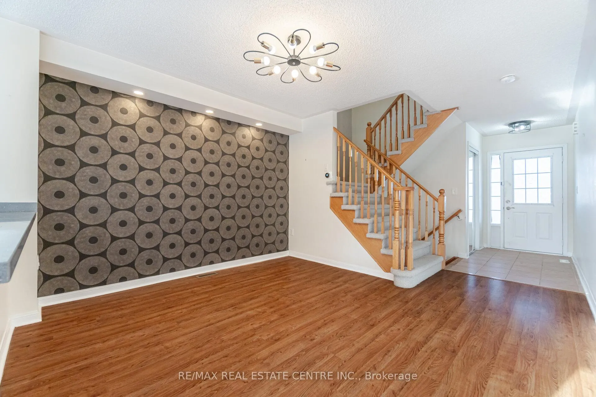 Photo 5 of 454 Collis Court, Milton, Clarke — HOMEH
