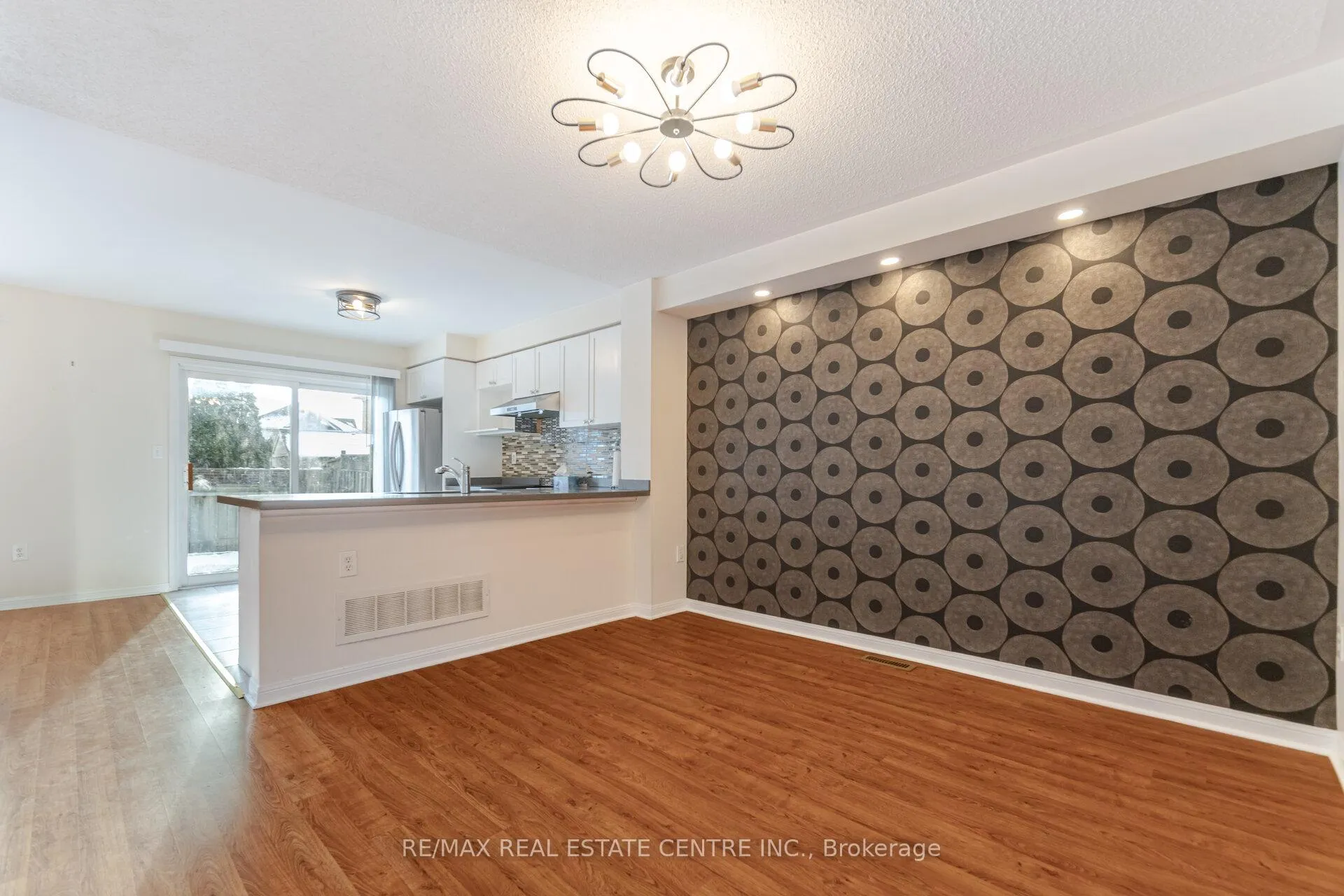Photo 6 of 454 Collis Court, Milton, Clarke — HOMEH