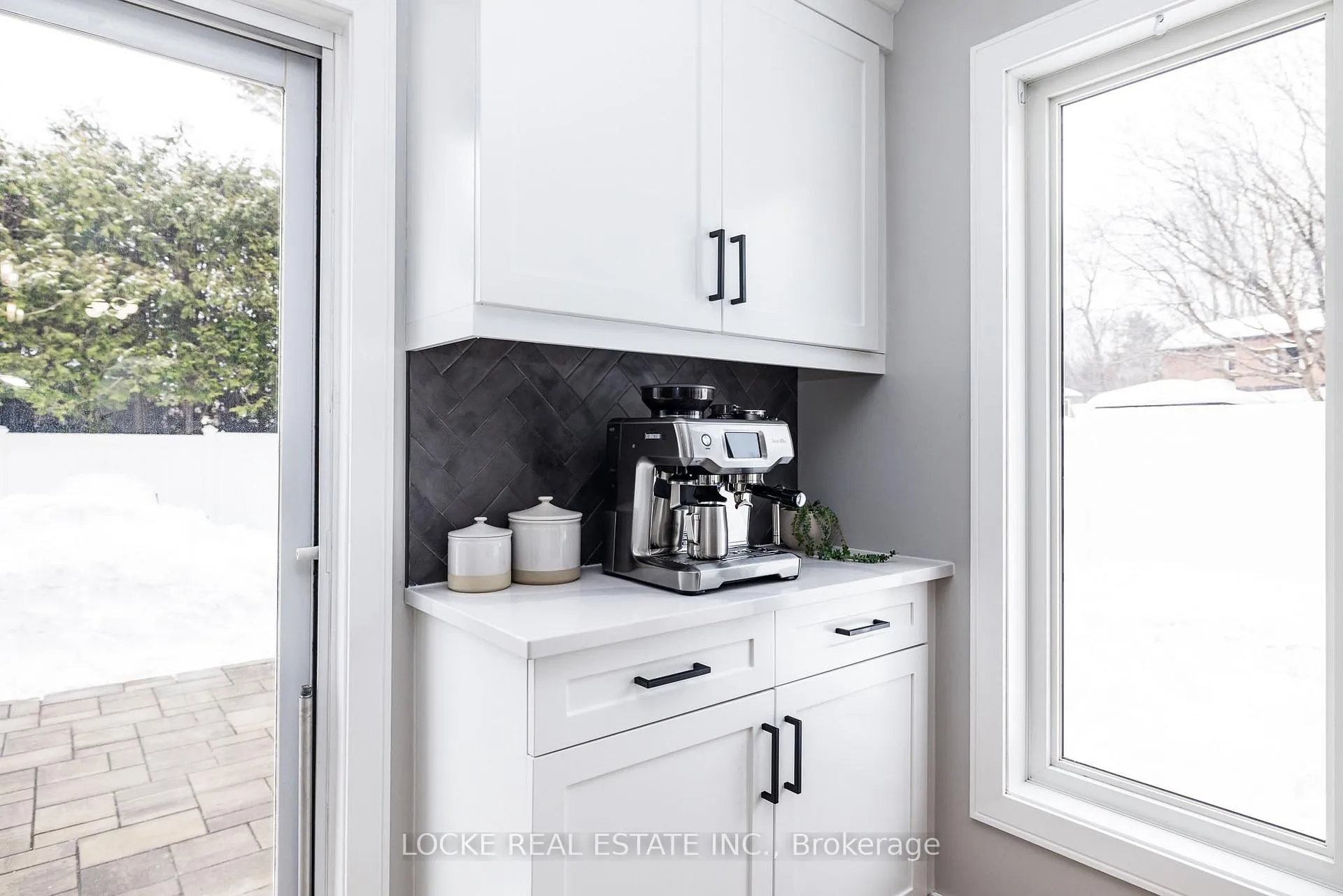 Photo 16 of 6066 Ridgelea Place, Ottawa, Chapel Hill — HOMEH
