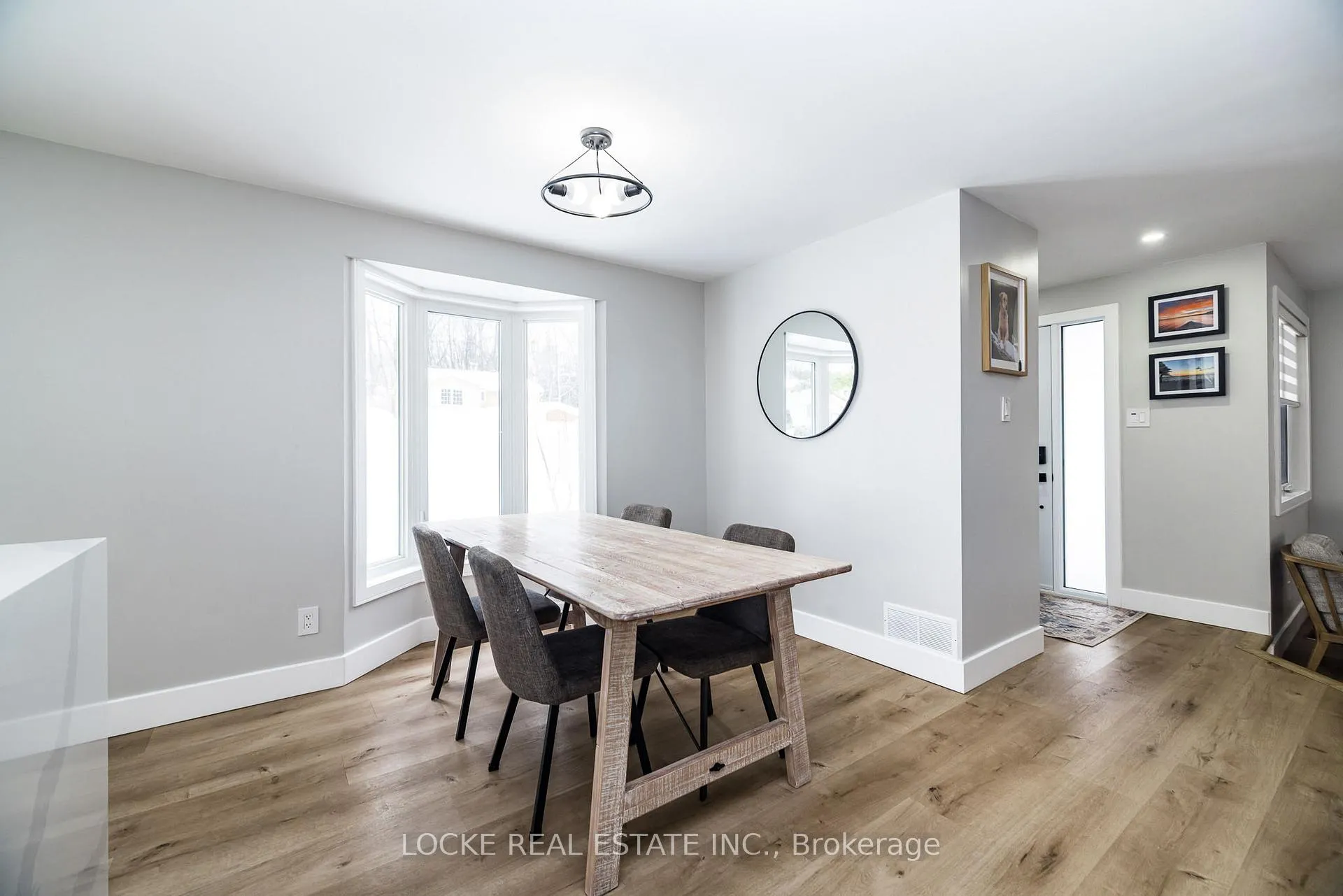 Photo 18 of 6066 Ridgelea Place, Ottawa, Chapel Hill — HOMEH