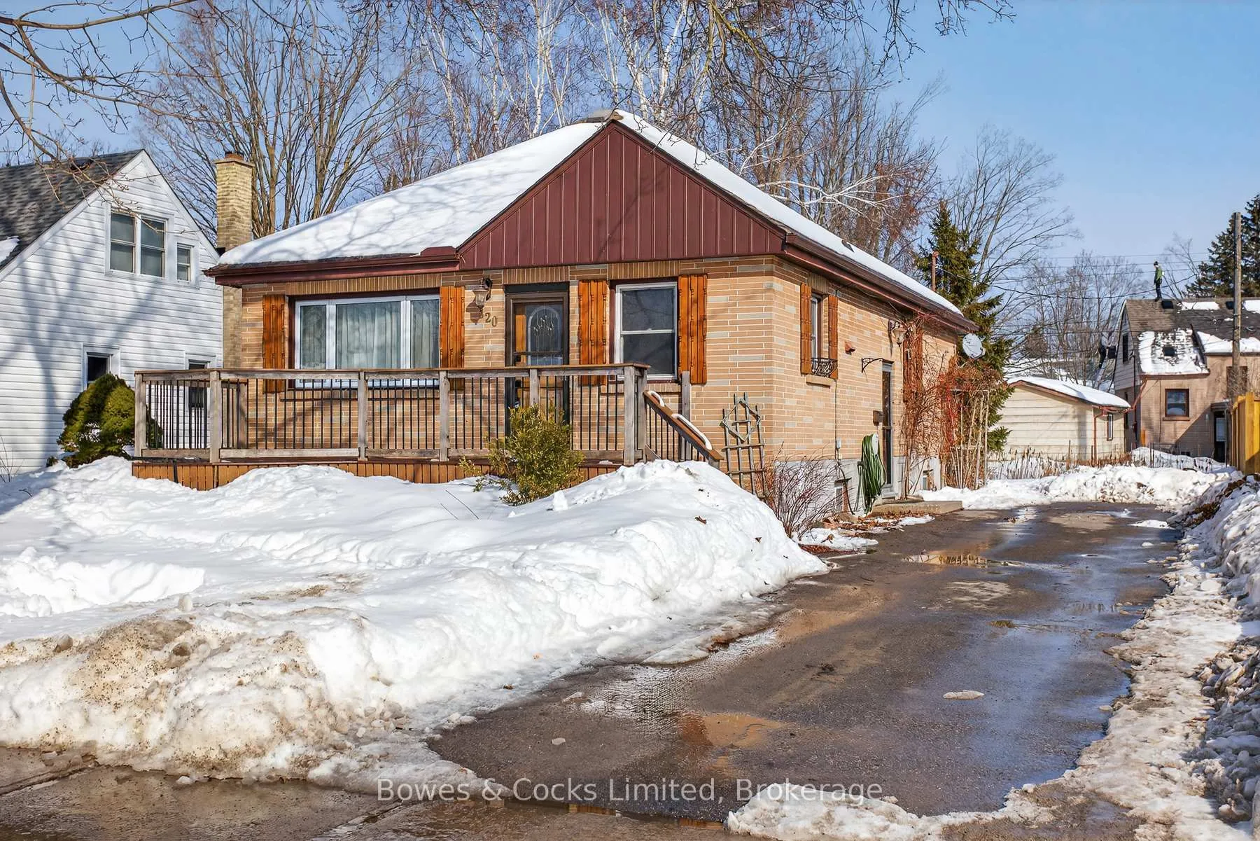 Photo 2 of 820 Nichols Street, Peterborough, Northcrest Ward 5 — HOMEH