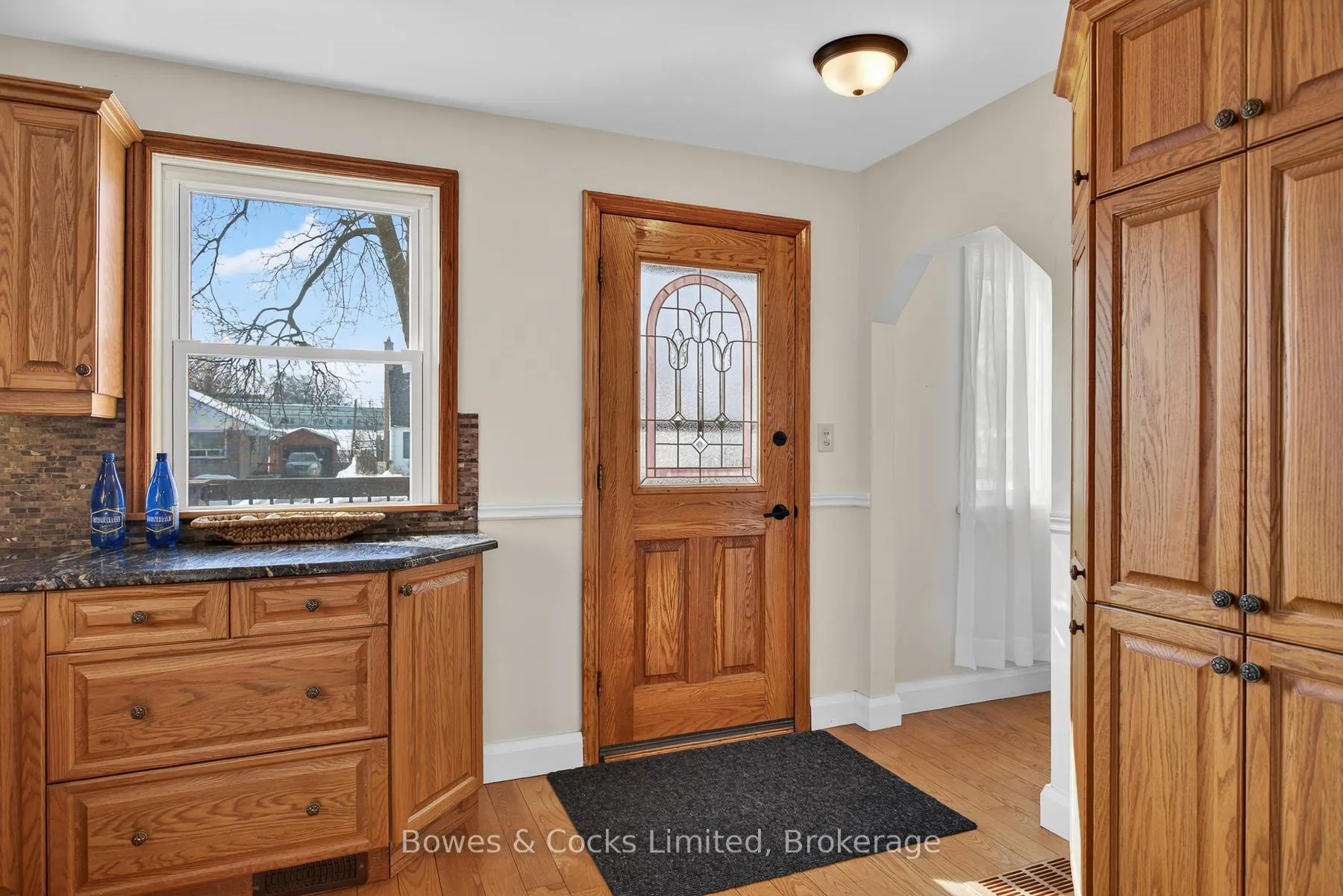 Photo 9 of 820 Nichols Street, Peterborough, Northcrest Ward 5 — HOMEH