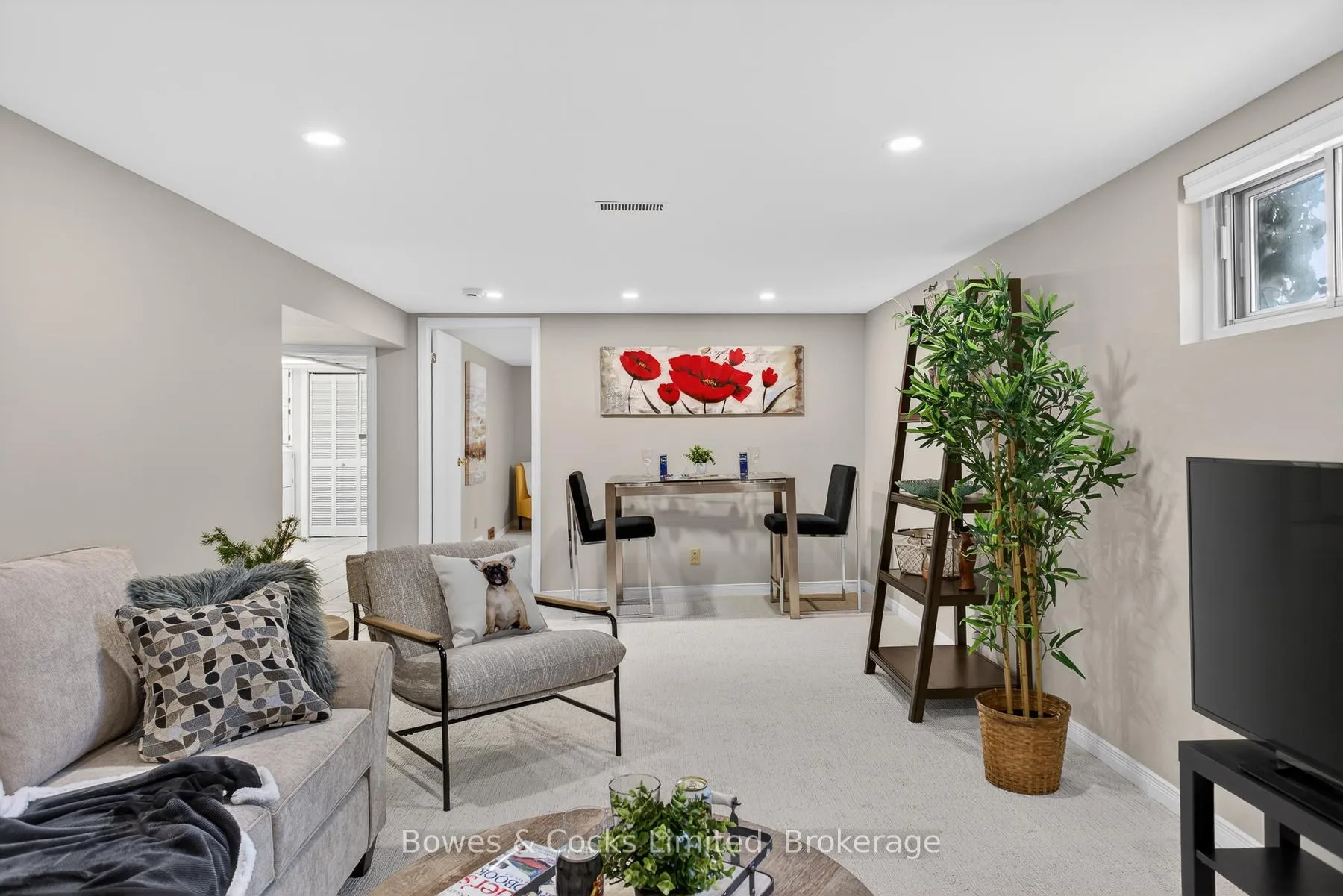 Photo 36 of 820 Nichols Street, Peterborough, Northcrest Ward 5 — HOMEH