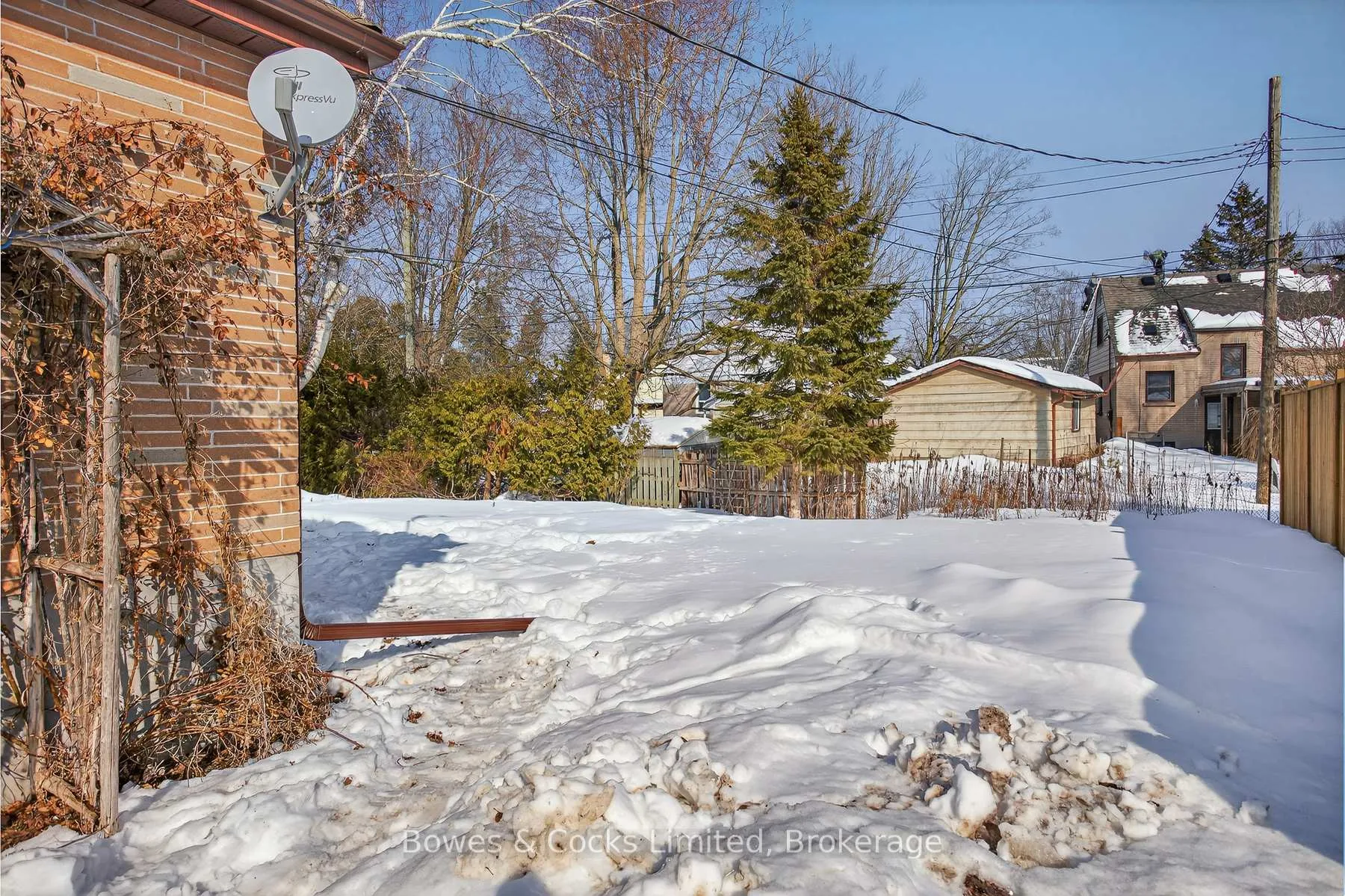 Photo 46 of 820 Nichols Street, Peterborough, Northcrest Ward 5 — HOMEH