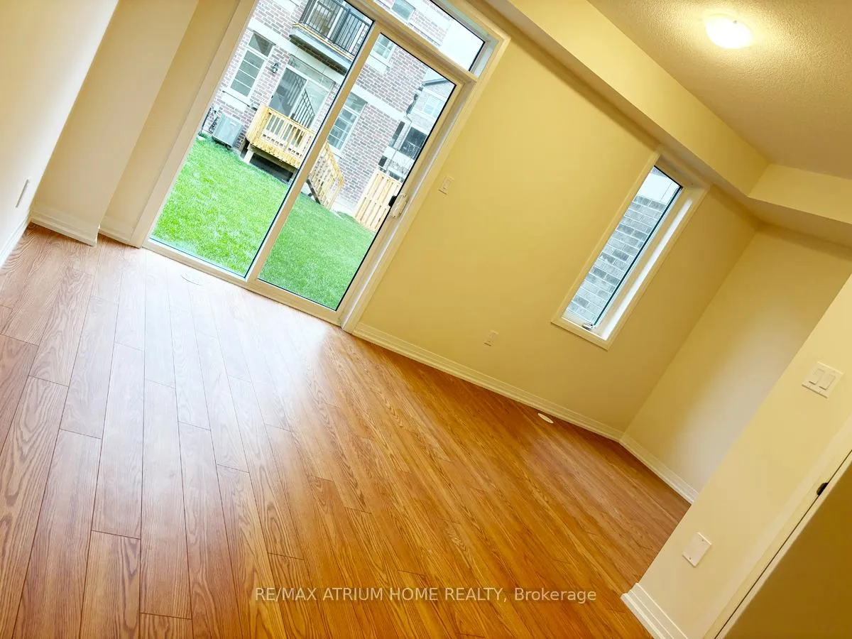 Photo 10 of 3 Sissons Way, Markham, Box Grove — HOMEH