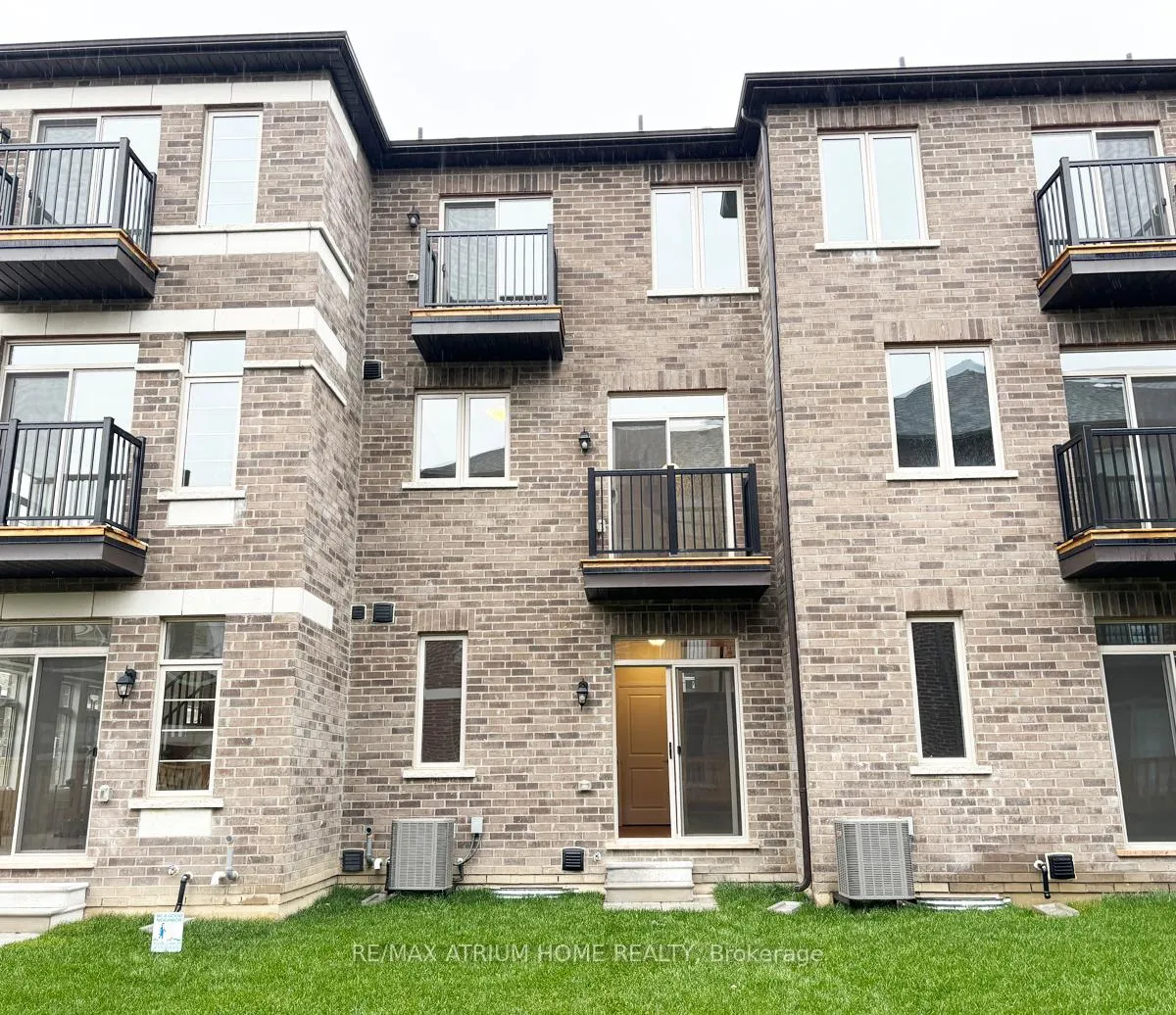 Photo 13 of 3 Sissons Way, Markham, Box Grove — HOMEH