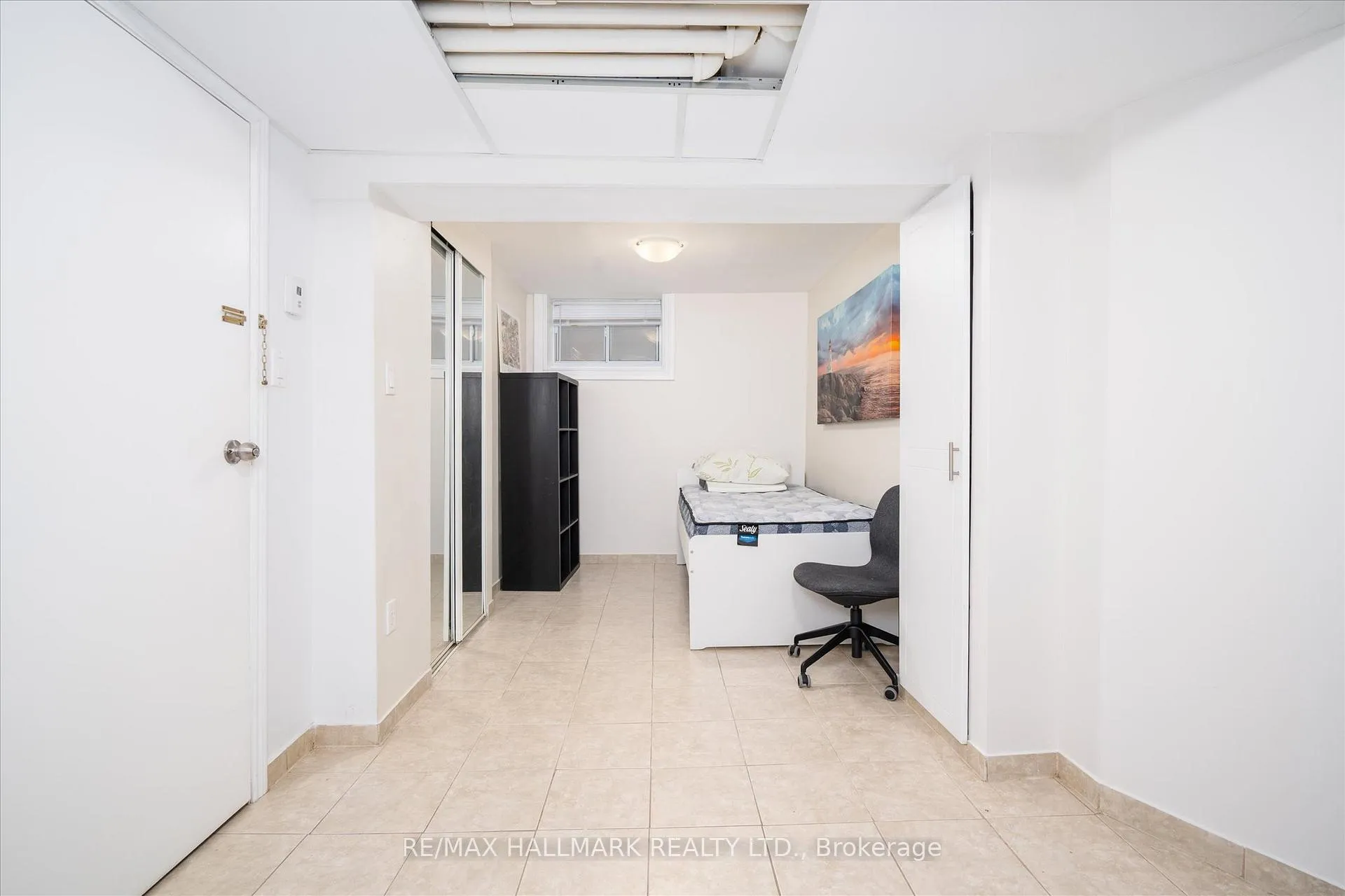Photo 7 of Unit Basement, 222 Wineva Avenue, Toronto, The Beaches — HOMEH