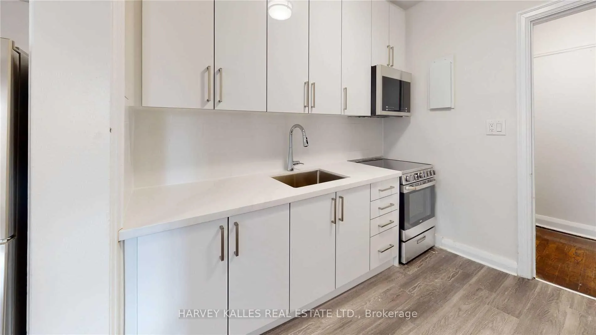 Photo 15 of Unit 7, 320 Lonsdale Road, Toronto, Forest Hill South — HOMEH