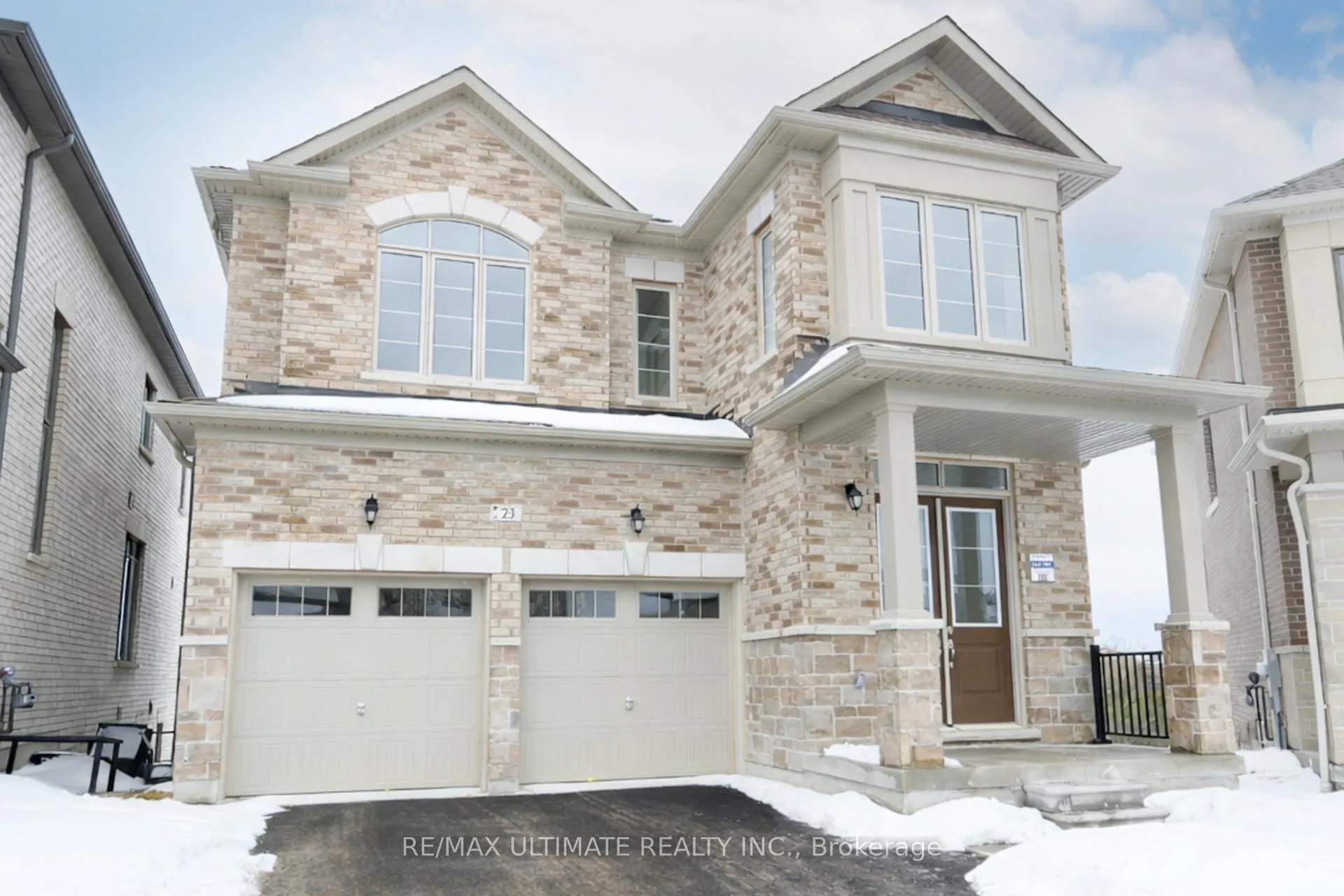 Photo 1 of 23 Fire King Drive, Whitby, Rural Whitby — HOMEH