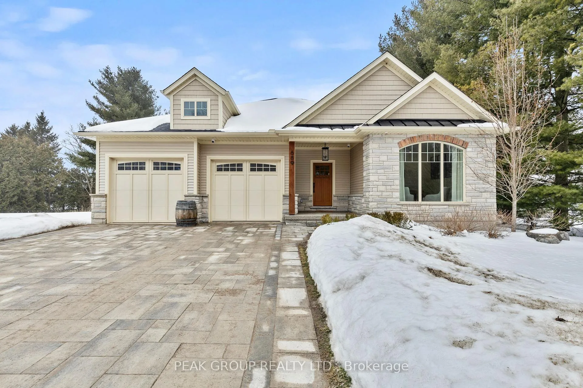 Photo 2 of 689 Canboro Road, Pelham, Fenwick — HOMEH