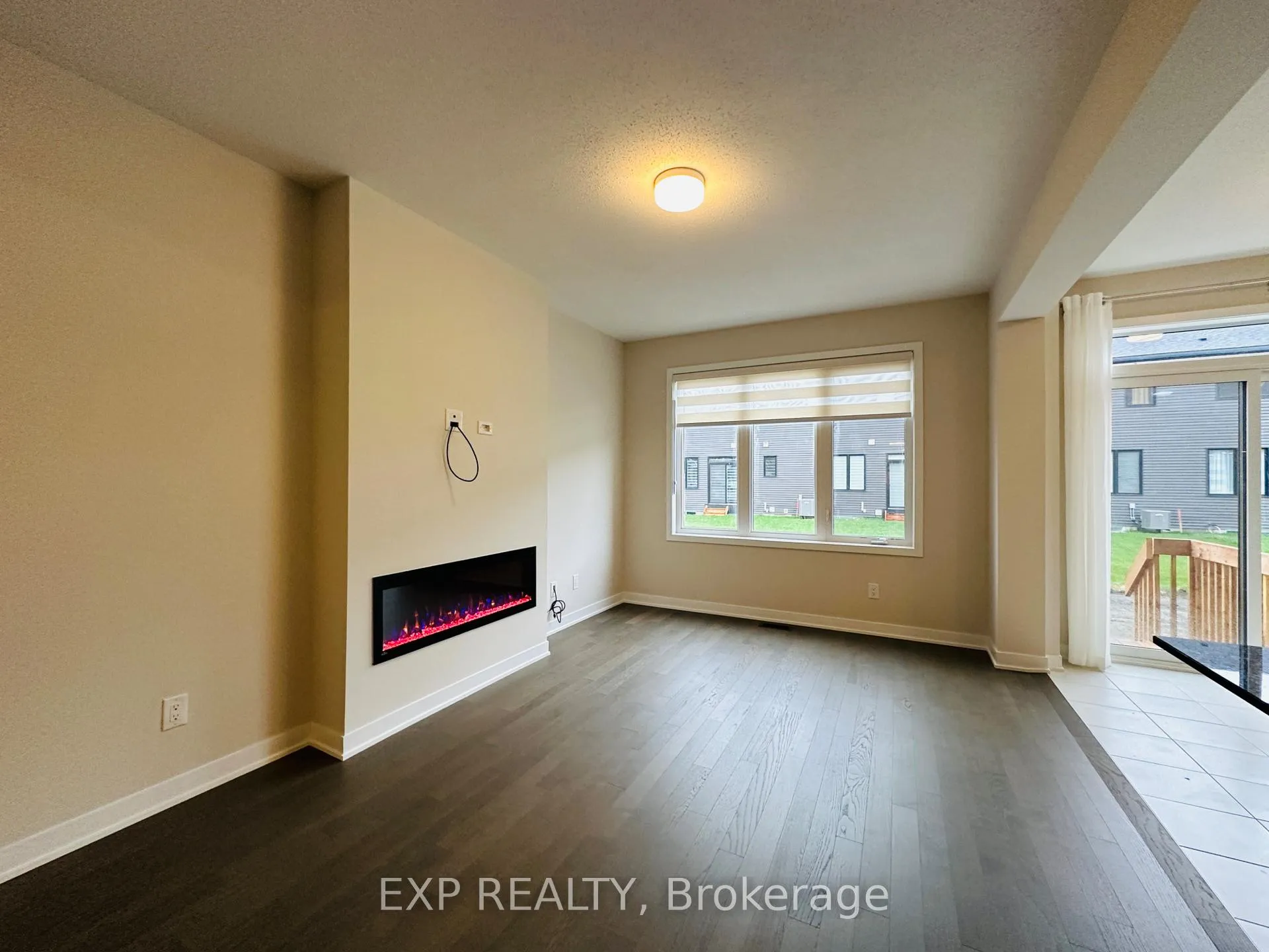Photo 4 of 603 Fenwick Way, Ottawa, Barrhaven - Stonebridge — HOMEH