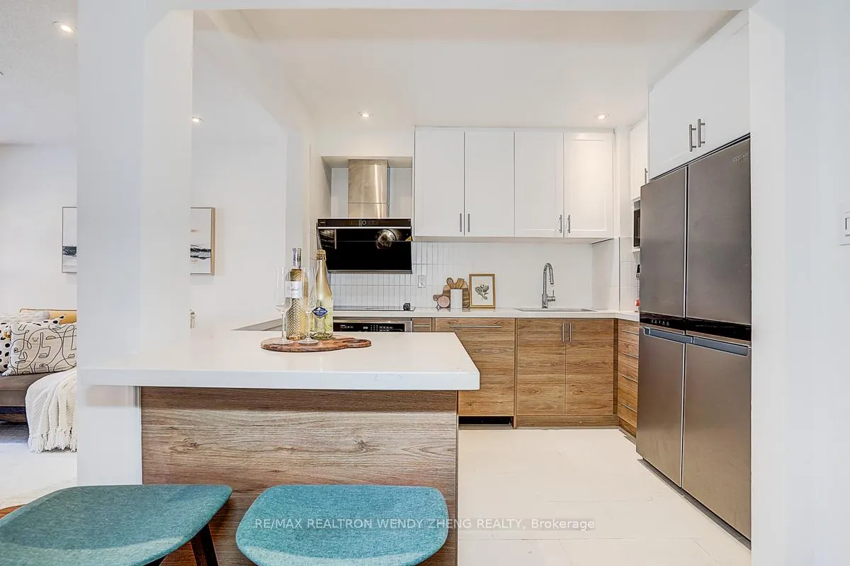 Photo 9 of Unit 60, 105 Carlton Road, Markham, Unionville — HOMEH