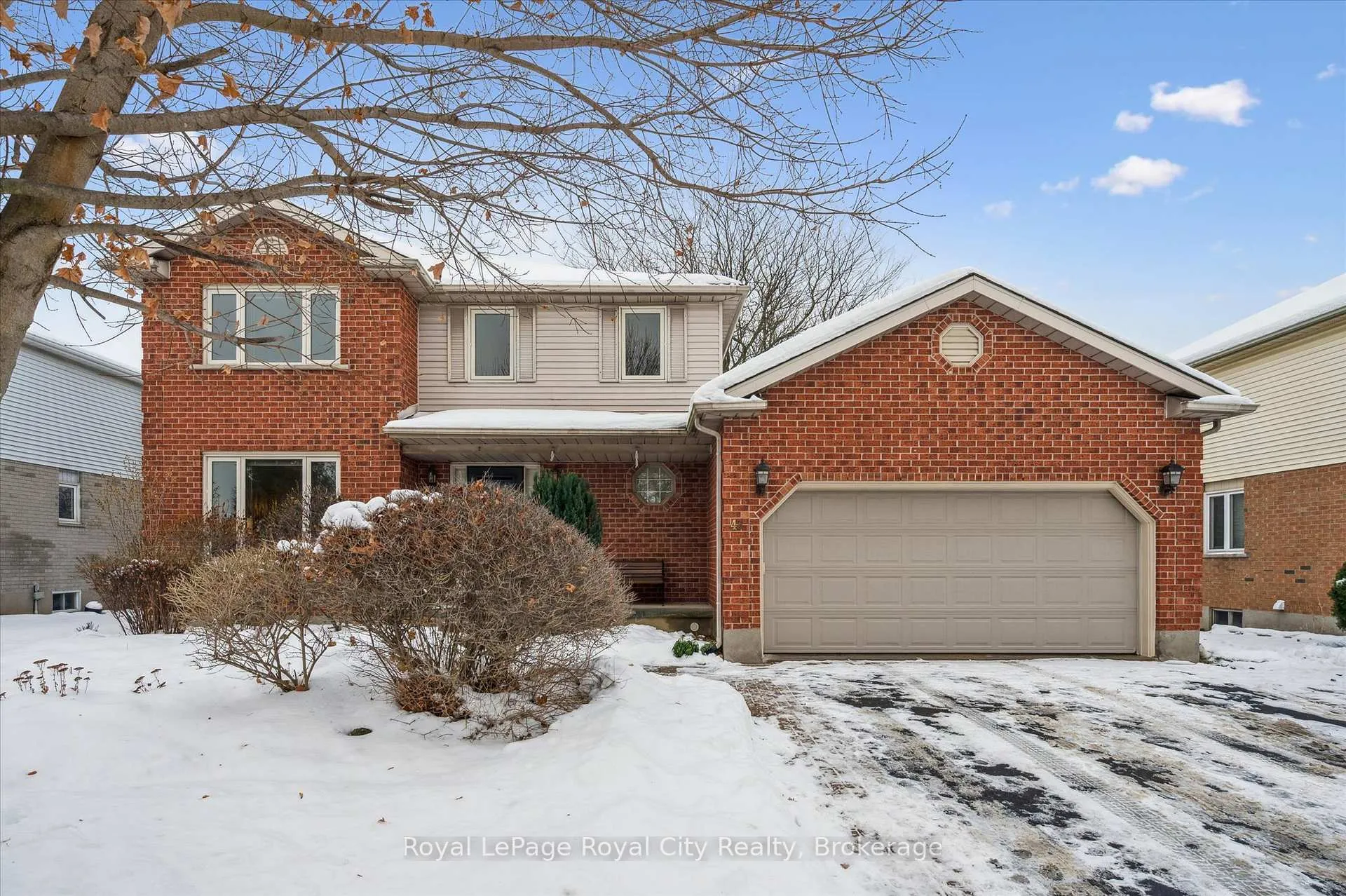Photo 1 of 43 Brady Lane, Guelph, Kortright East — HOMEH
