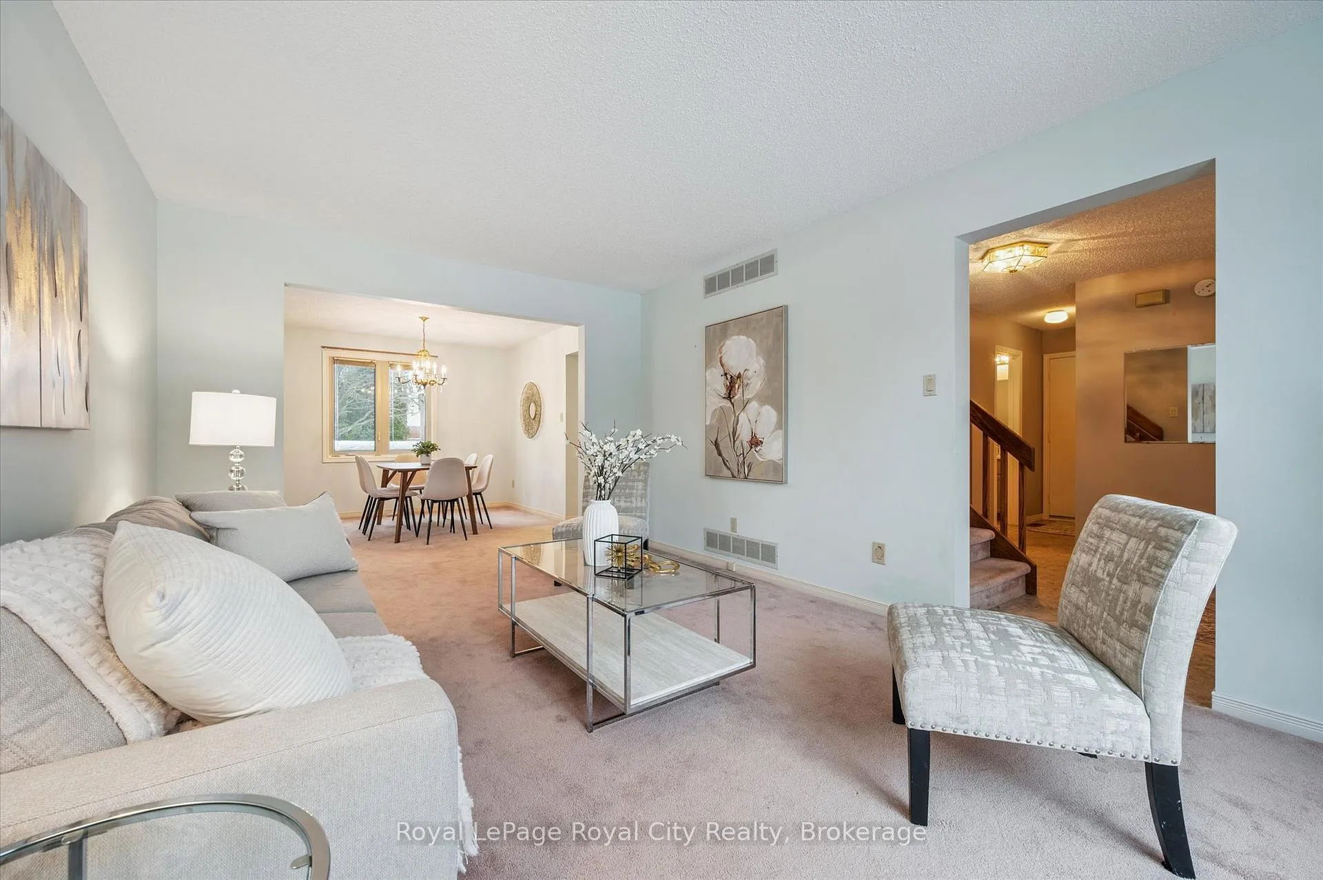 Photo 7 of 43 Brady Lane, Guelph, Kortright East — HOMEH