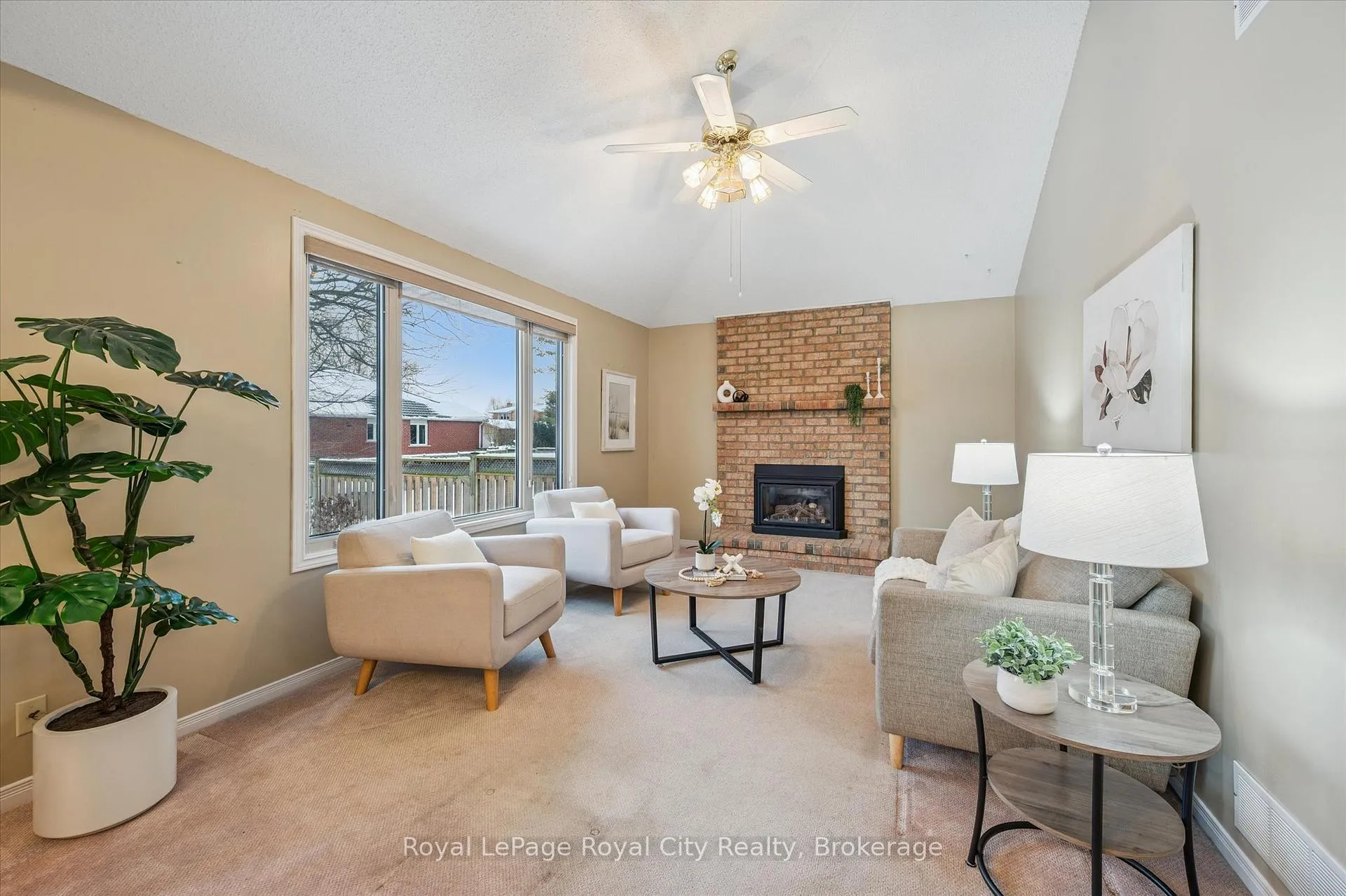 Photo 17 of 43 Brady Lane, Guelph, Kortright East — HOMEH