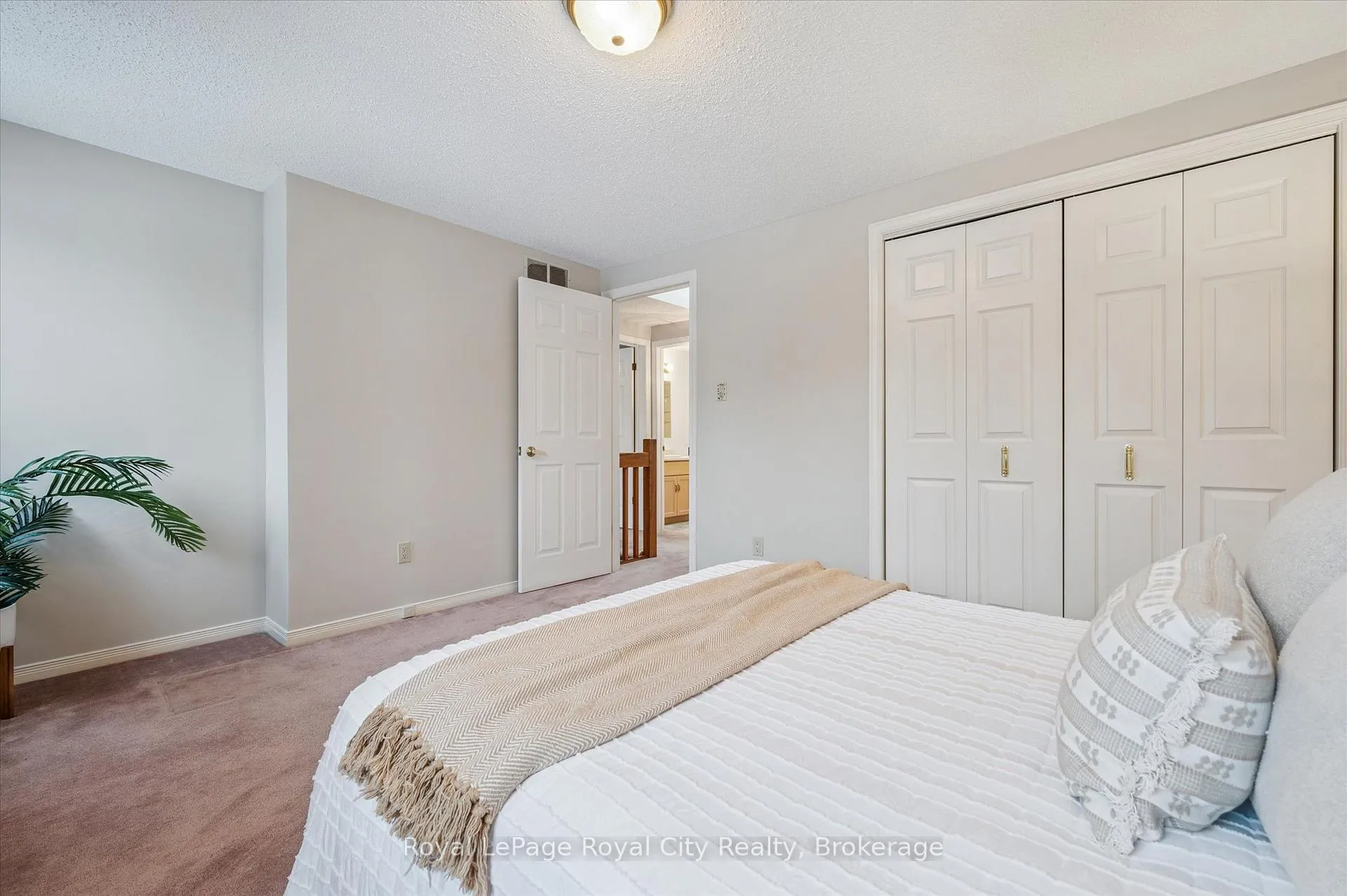 Photo 26 of 43 Brady Lane, Guelph, Kortright East — HOMEH