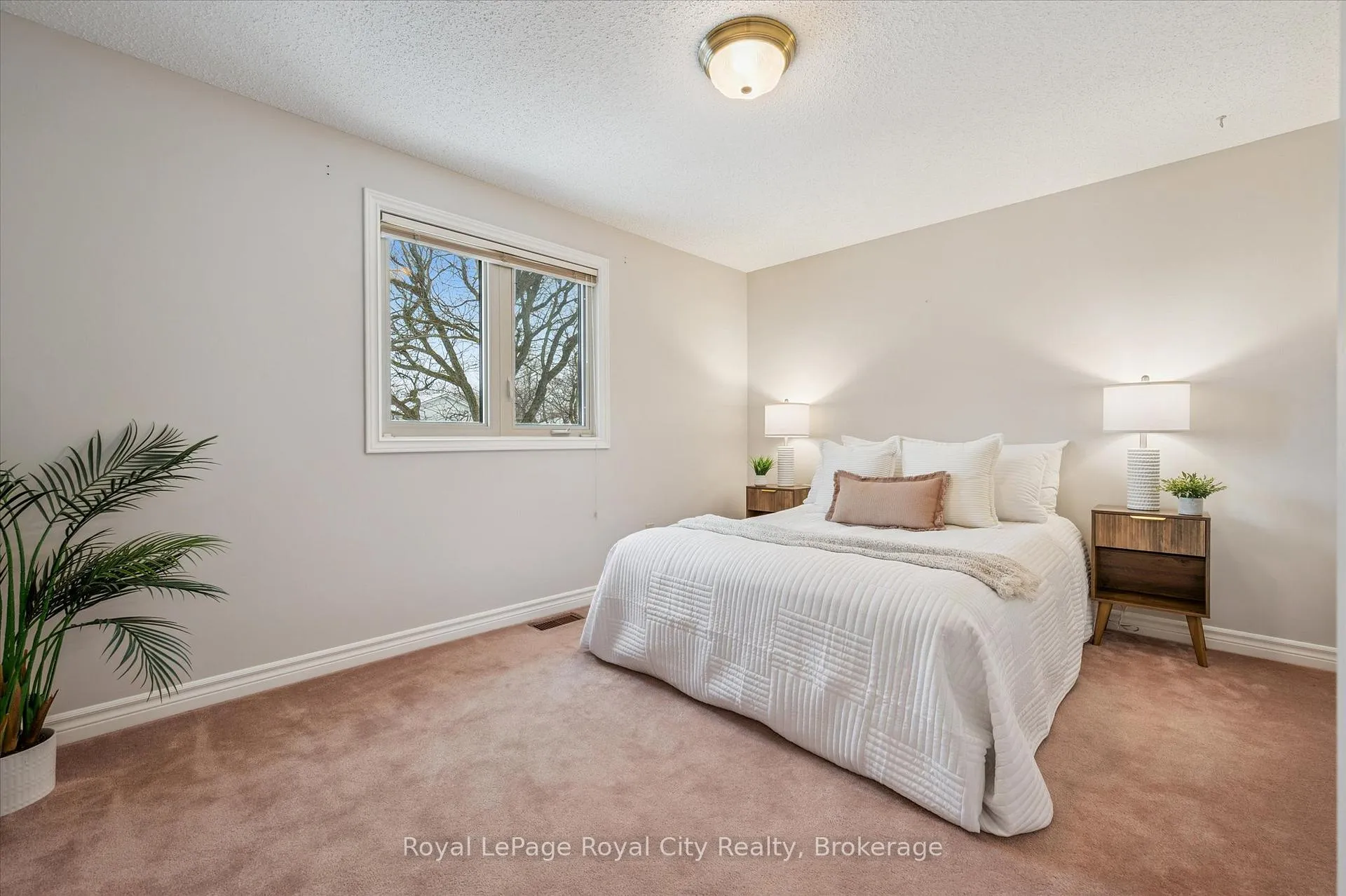 Photo 27 of 43 Brady Lane, Guelph, Kortright East — HOMEH
