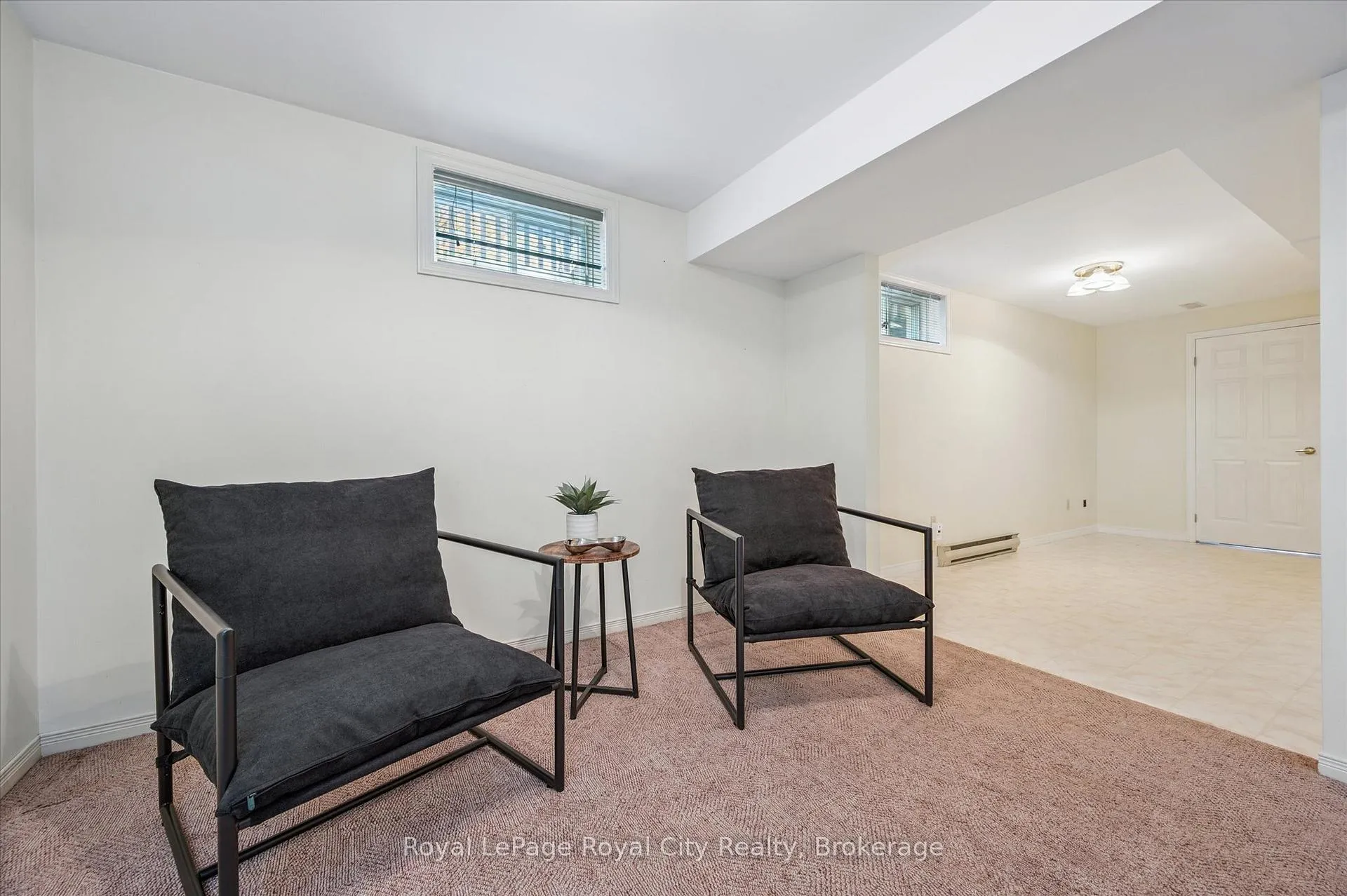 Photo 37 of 43 Brady Lane, Guelph, Kortright East — HOMEH