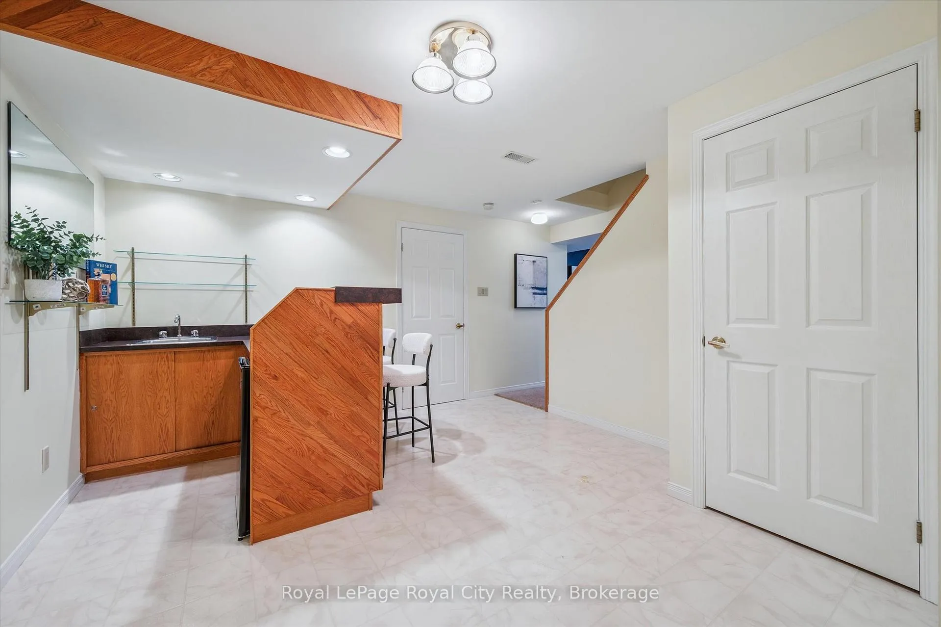 Photo 40 of 43 Brady Lane, Guelph, Kortright East — HOMEH