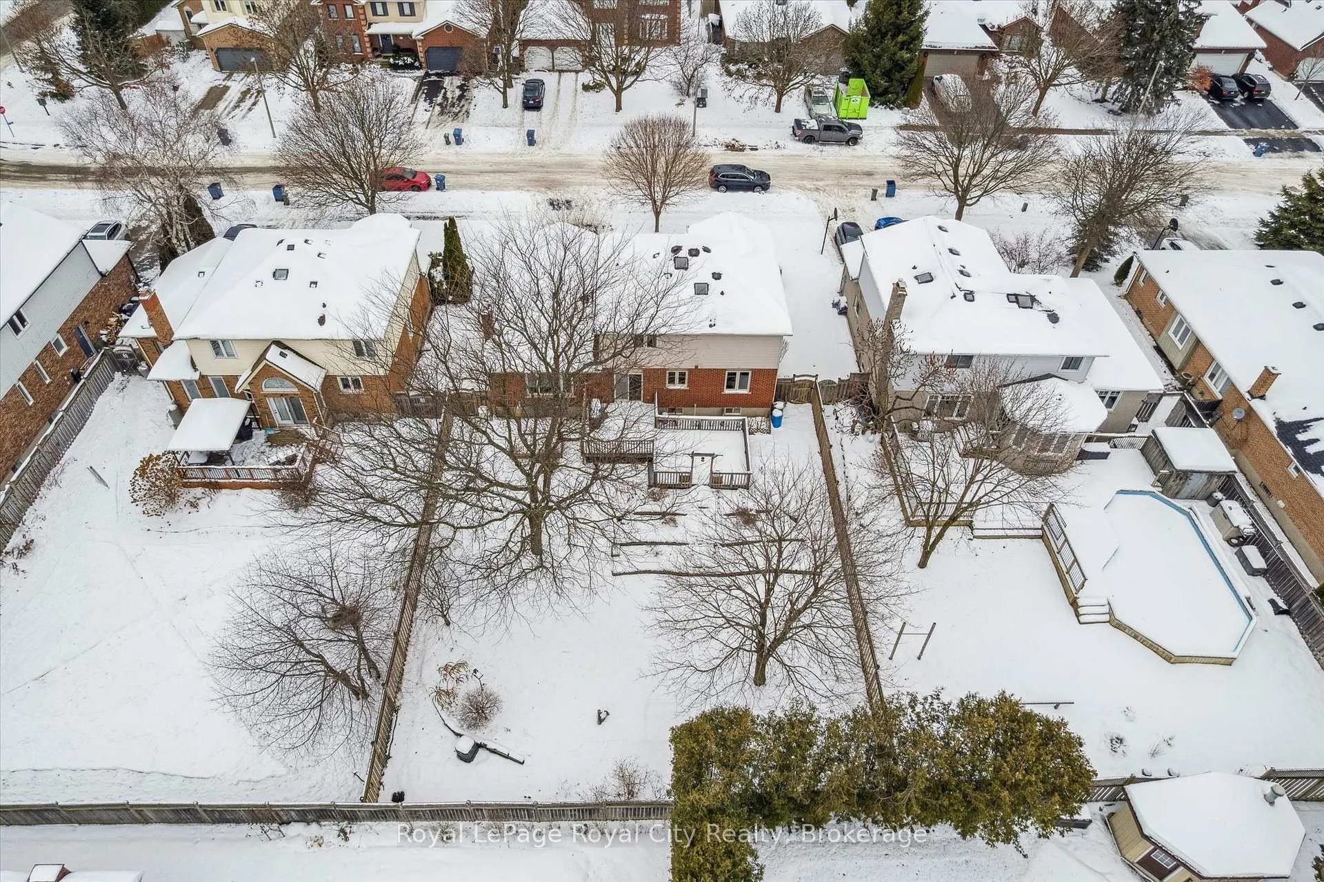 Photo 49 of 43 Brady Lane, Guelph, Kortright East — HOMEH