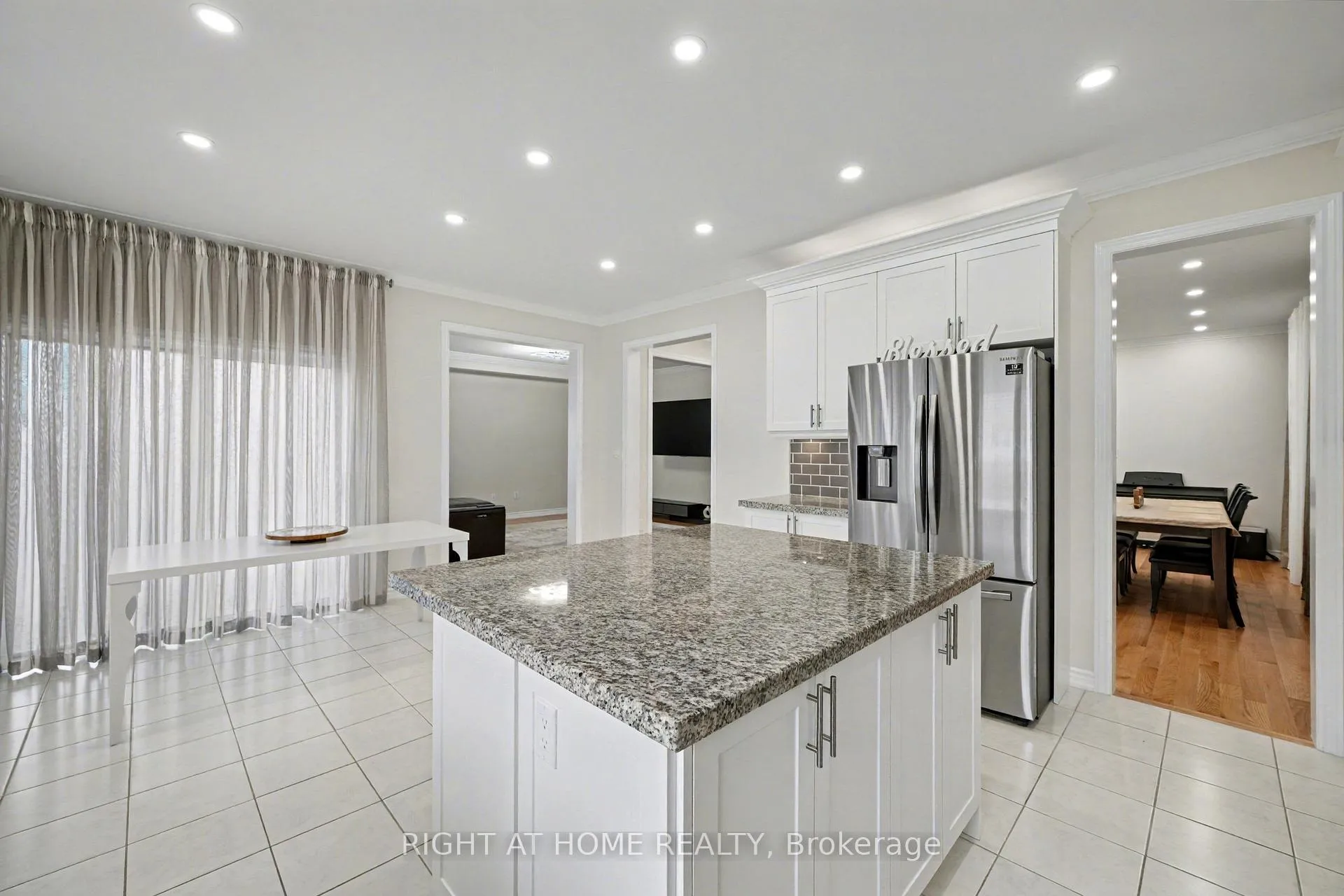 Photo 13 of 1016 Wickham Road, Innisfil, Alcona — HOMEH