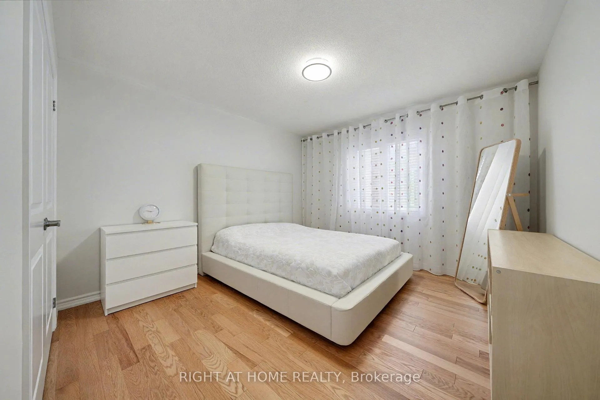 Photo 25 of 1016 Wickham Road, Innisfil, Alcona — HOMEH