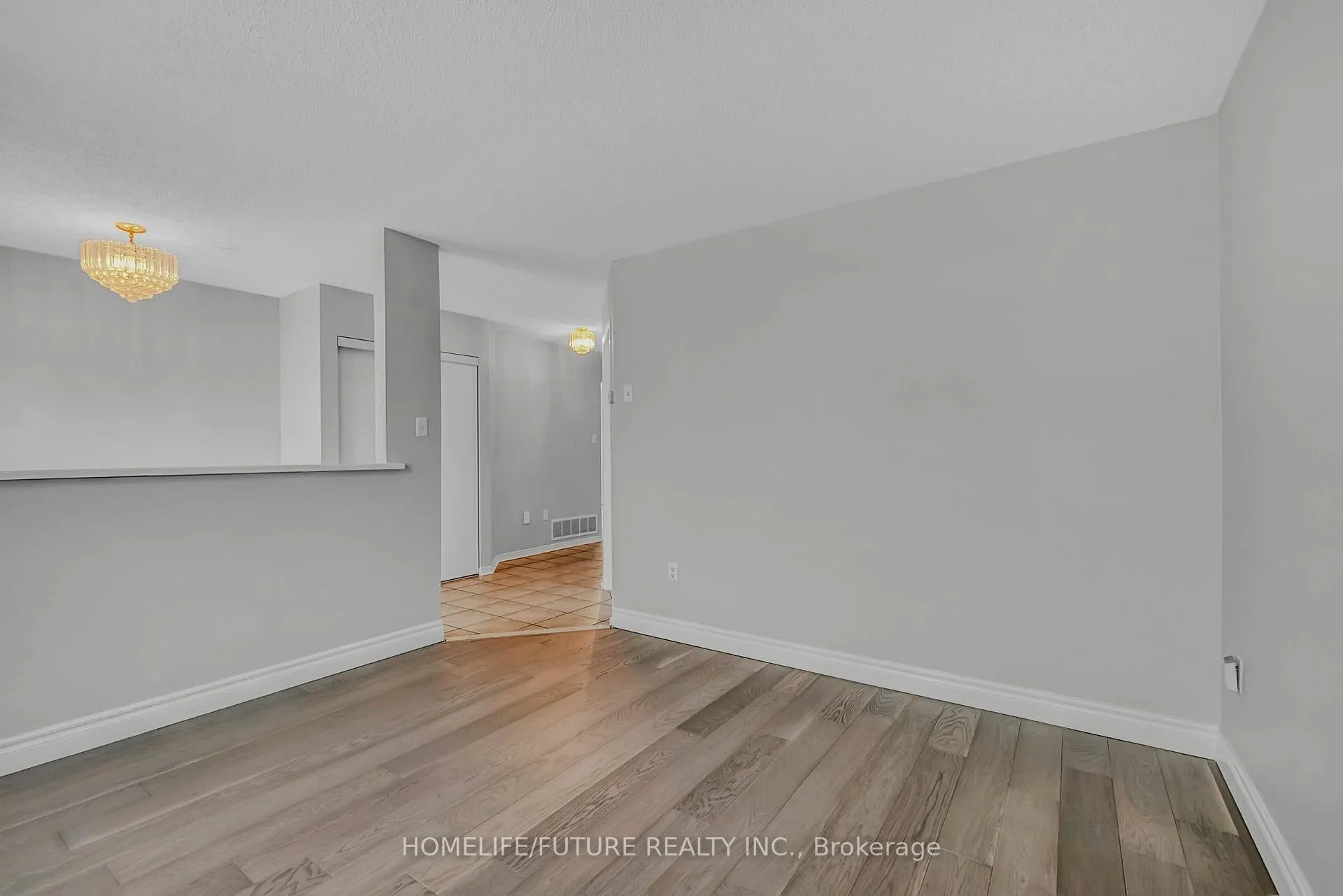 Photo 8 of 46 Goodwin Avenue, Clarington, Bowmanville — HOMEH