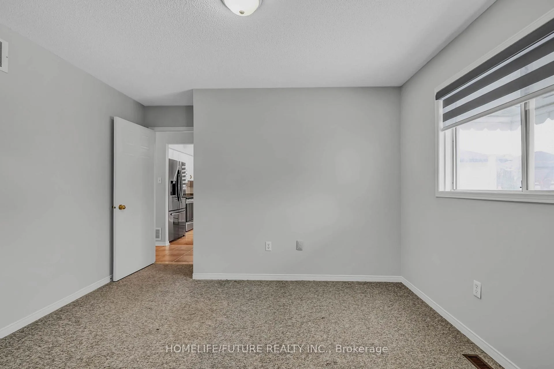 Photo 15 of 46 Goodwin Avenue, Clarington, Bowmanville — HOMEH