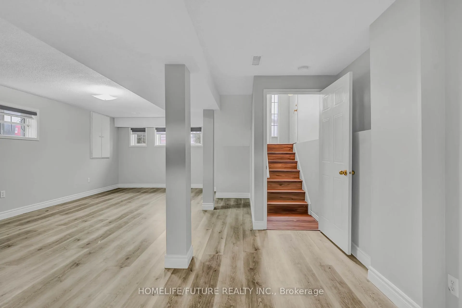 Photo 19 of 46 Goodwin Avenue, Clarington, Bowmanville — HOMEH