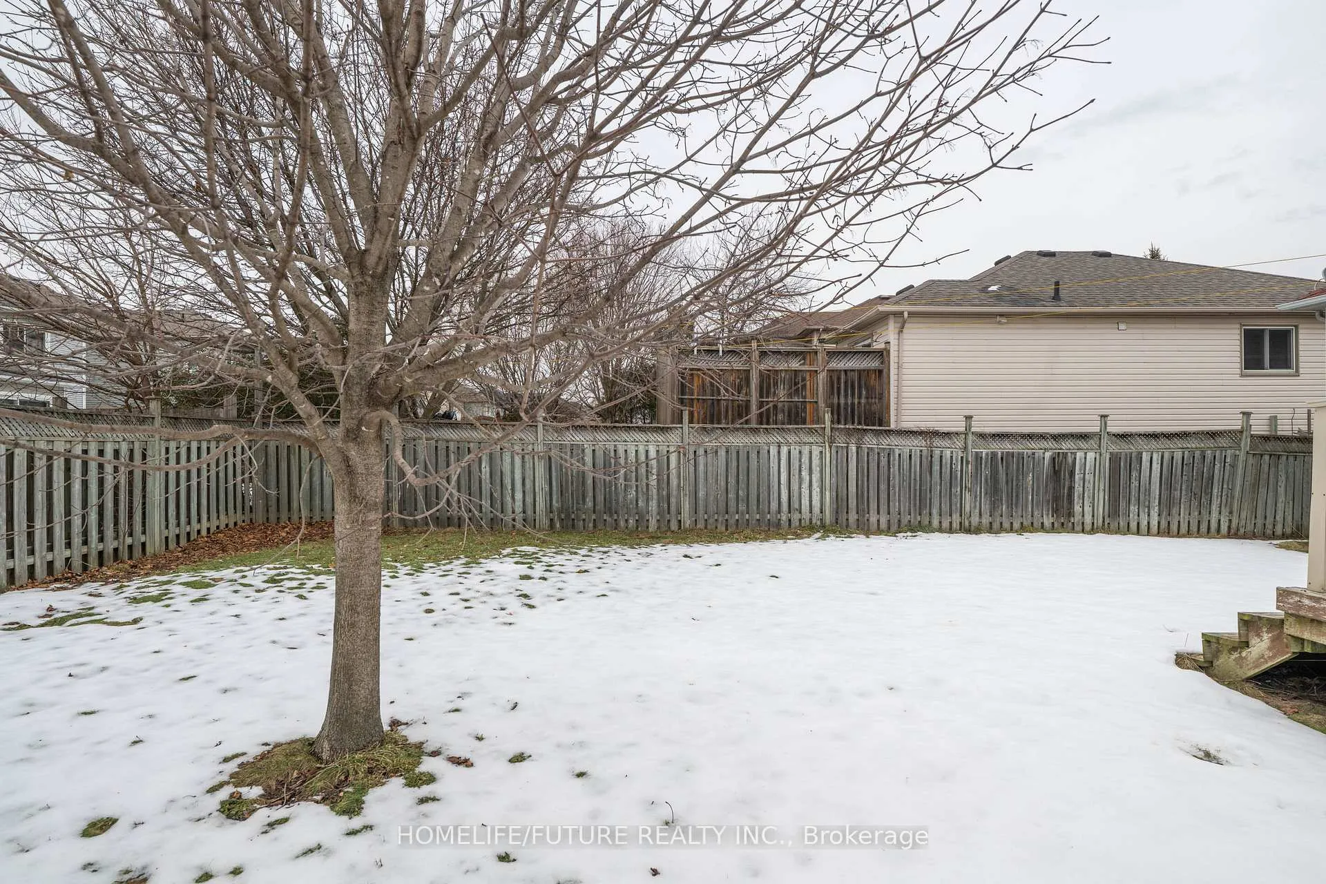 Photo 27 of 46 Goodwin Avenue, Clarington, Bowmanville — HOMEH