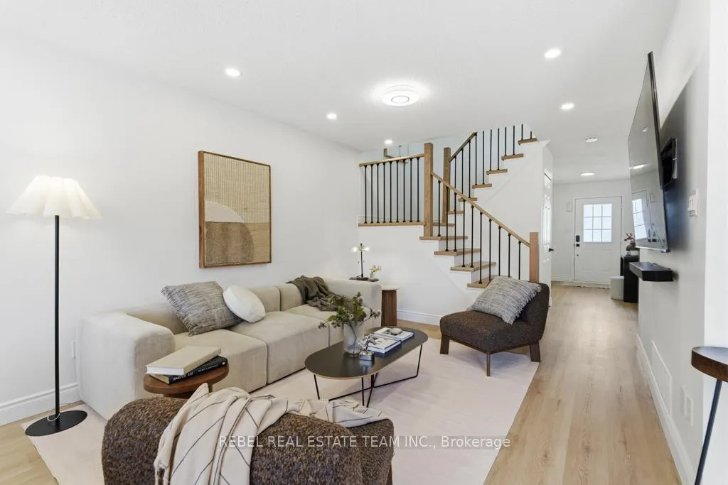 Photo 13 of 1867 Dalhousie Crescent, Oshawa, Samac — HOMEH