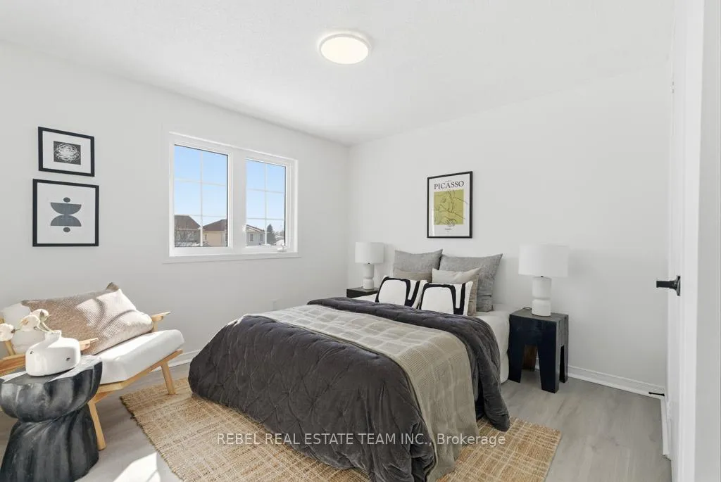 Photo 24 of 1867 Dalhousie Crescent, Oshawa, Samac — HOMEH