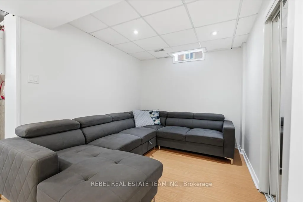Photo 28 of 1867 Dalhousie Crescent, Oshawa, Samac — HOMEH