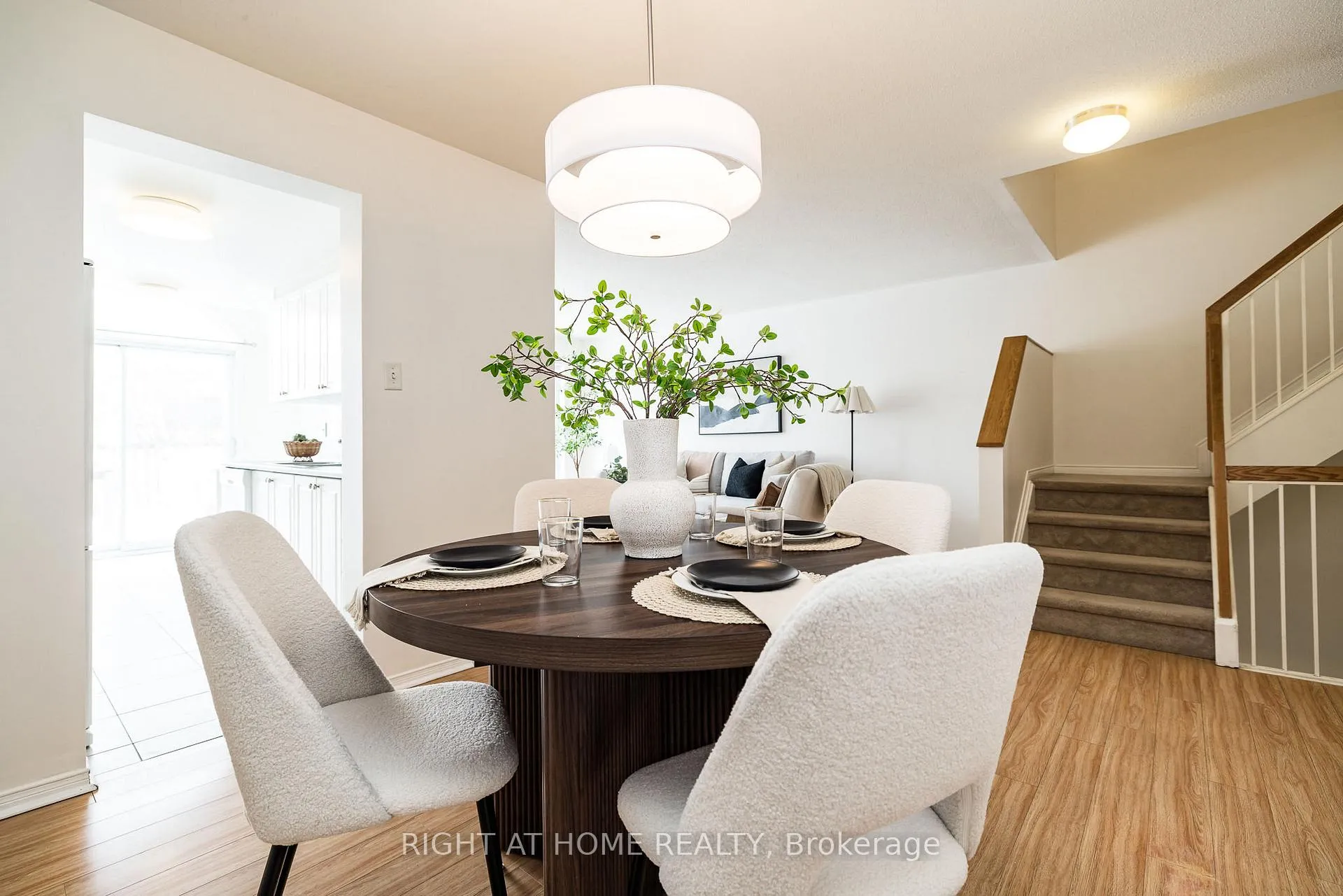 Photo 8 of 59 Scampton Drive, Ottawa, Kanata - Morgan's Grant/South March — HOMEH
